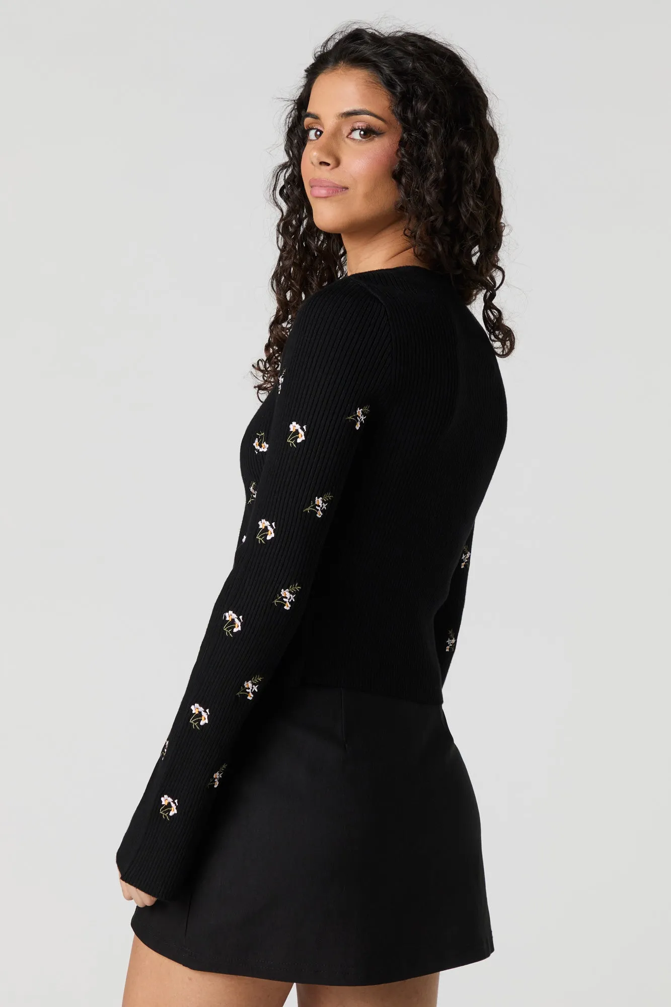 Ribbed Knit Floral Embroidered Tie Front Cardigan sold by Urban Planet product image thumbnail 5