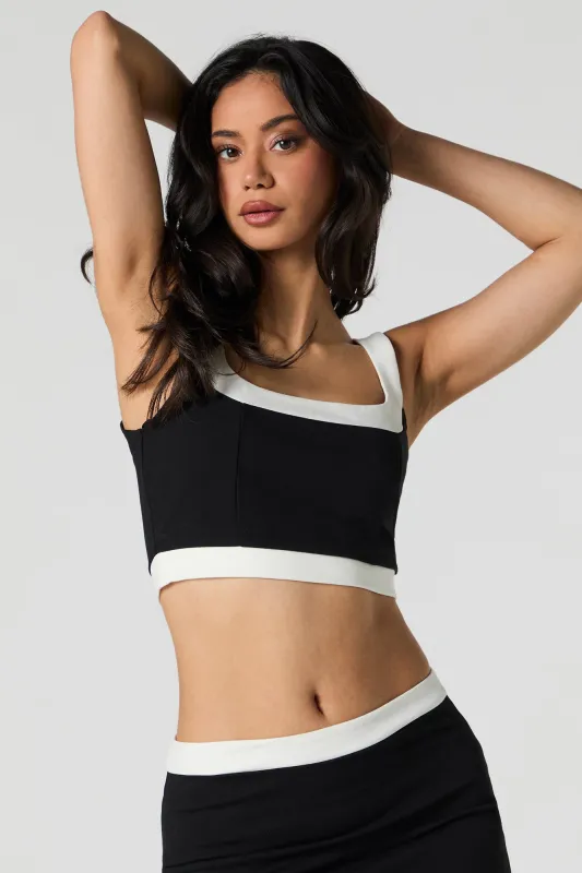 Camisole écourtée à bordure contrastante sold by Urban Planet
