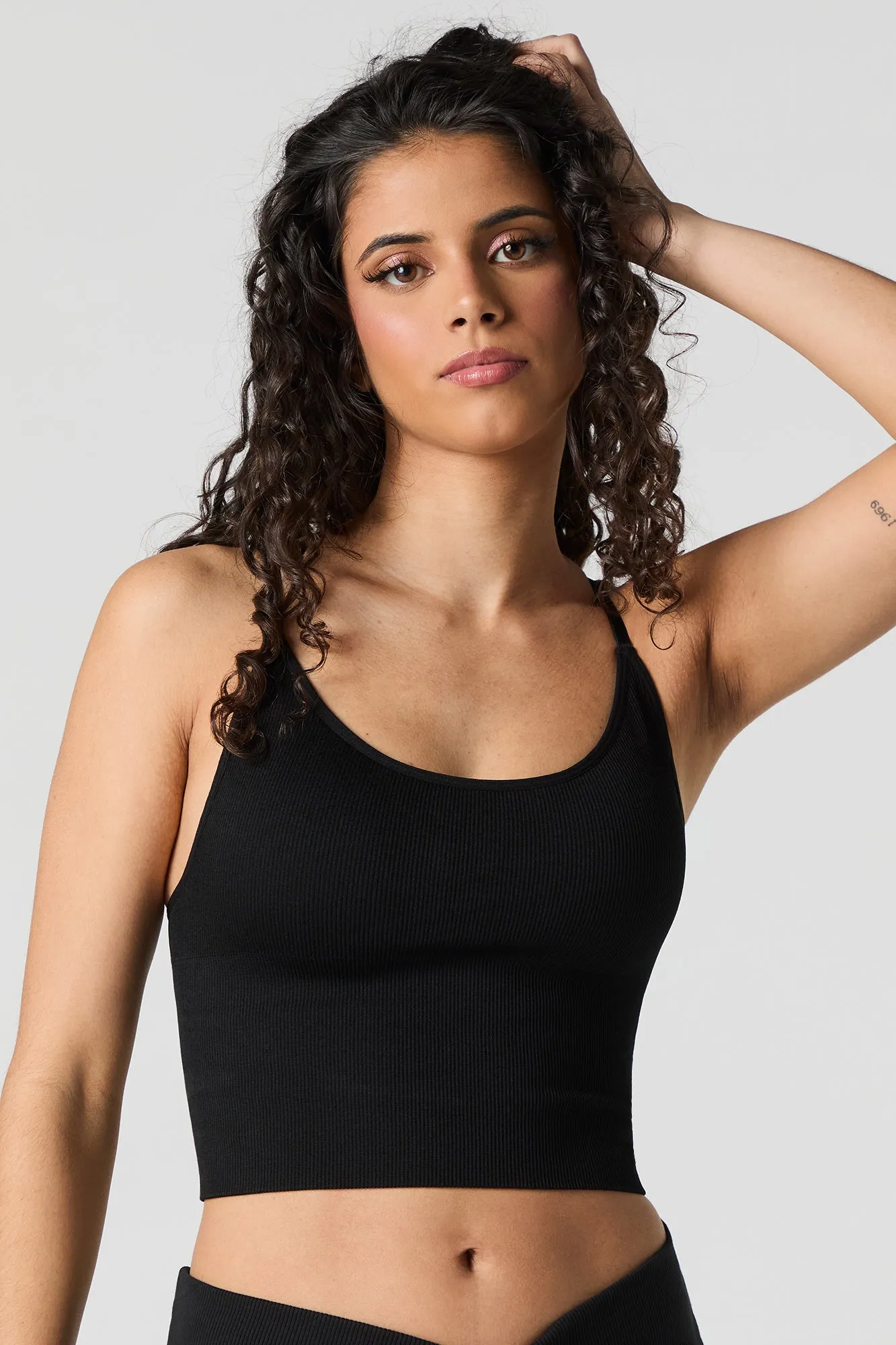 Camisole côtelée à encolure dégagée avec bonnets intégrés sold by Urban Planet product image thumbnail 4