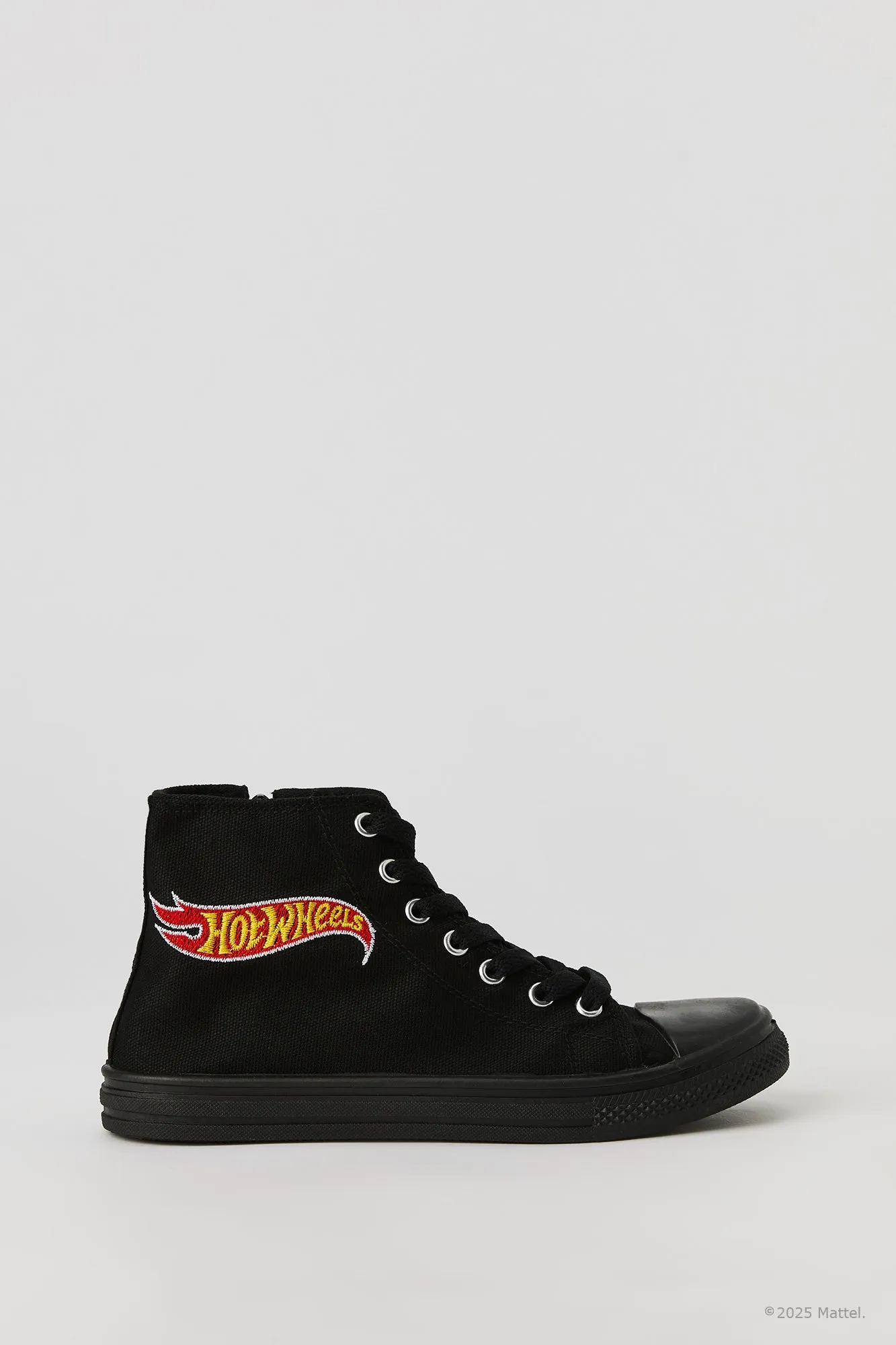 Espadrilles montantes lacées avec motif brodé Hot Wheels™ pour garçon sold by Urban Planet product image thumbnail 2