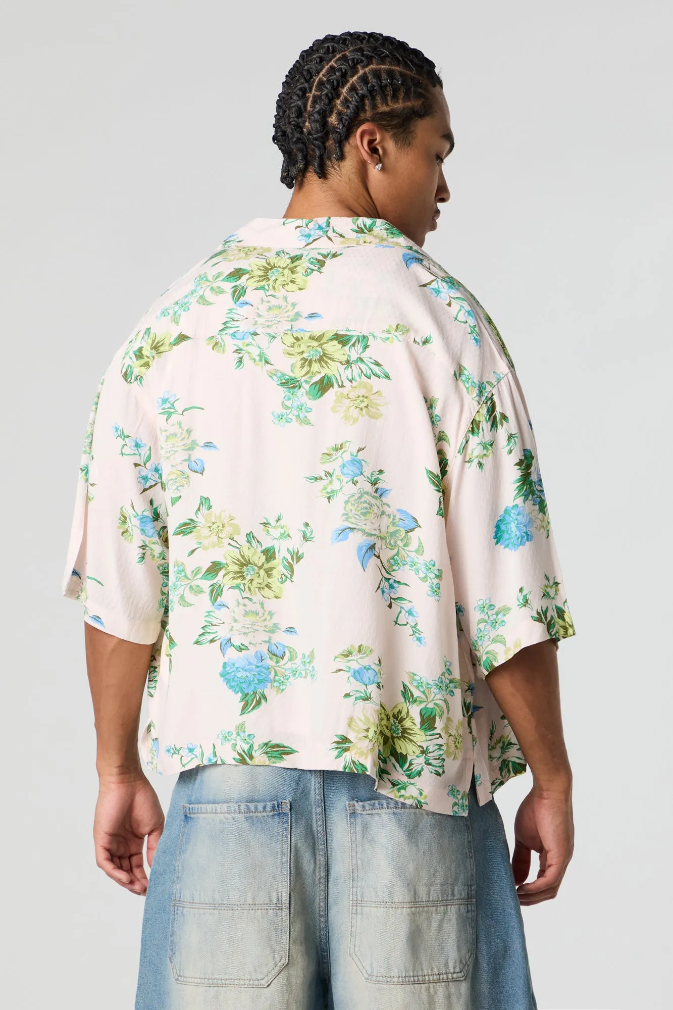 Haut boutonné carré à imprimé floral sold by Urban Planet product image thumbnail 2