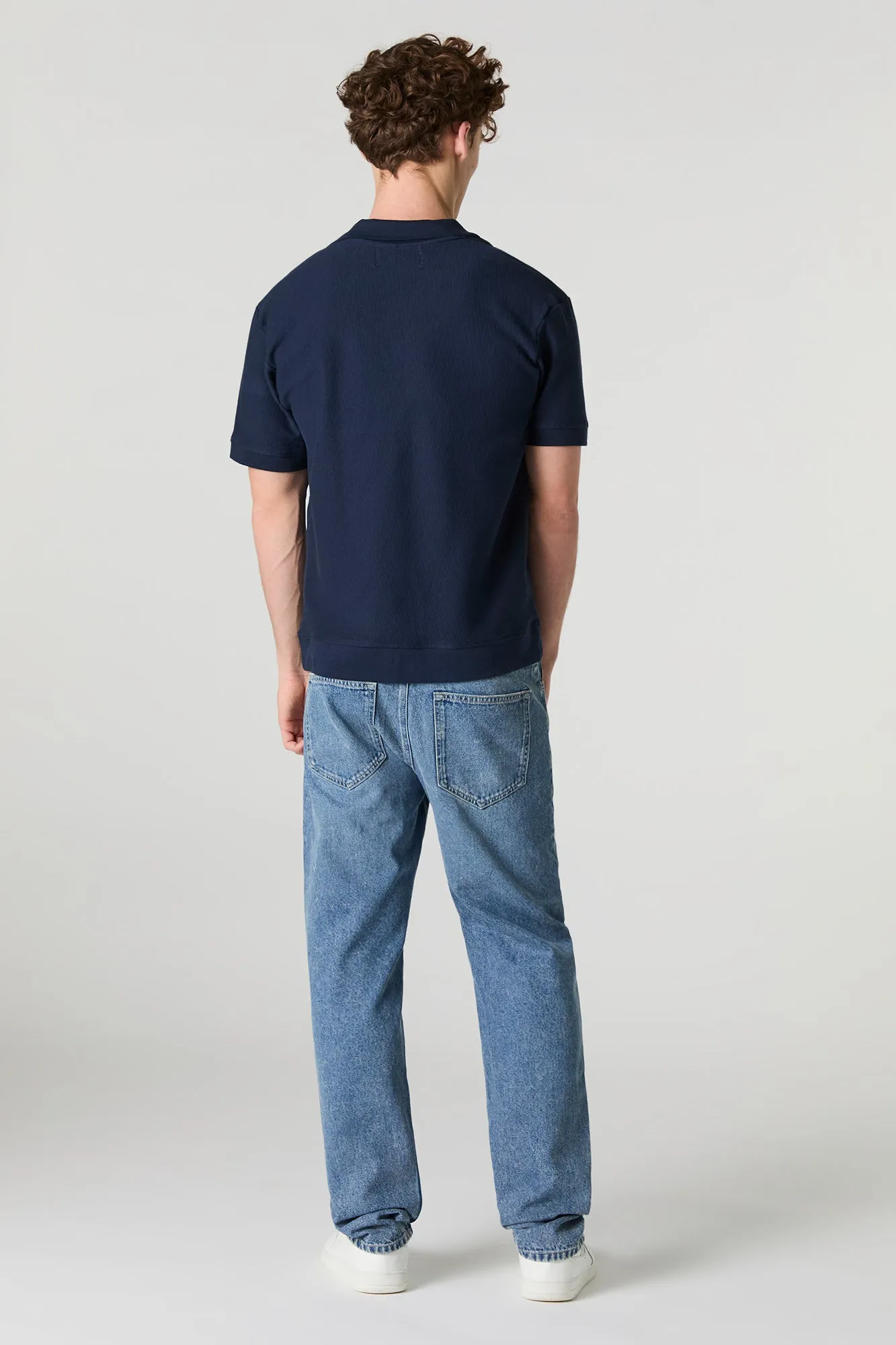 Jean rigide à jambe droite délavé moyen sold by Urban Planet product image thumbnail 3