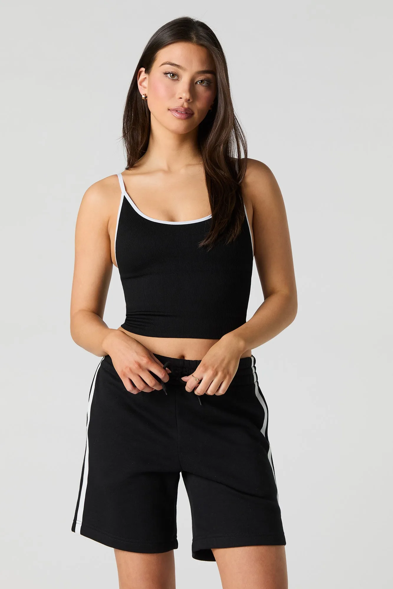 Short Active en molleton avec rayures latérales sold by Urban Planet product image thumbnail 4