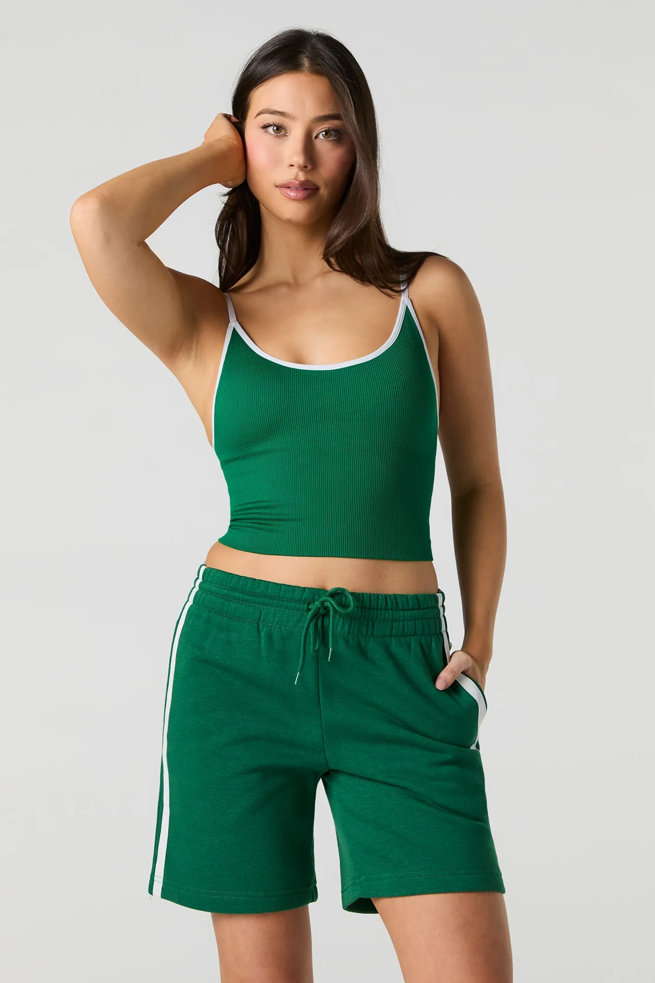 Short Active en molleton avec rayures latérales sold by Urban Planet