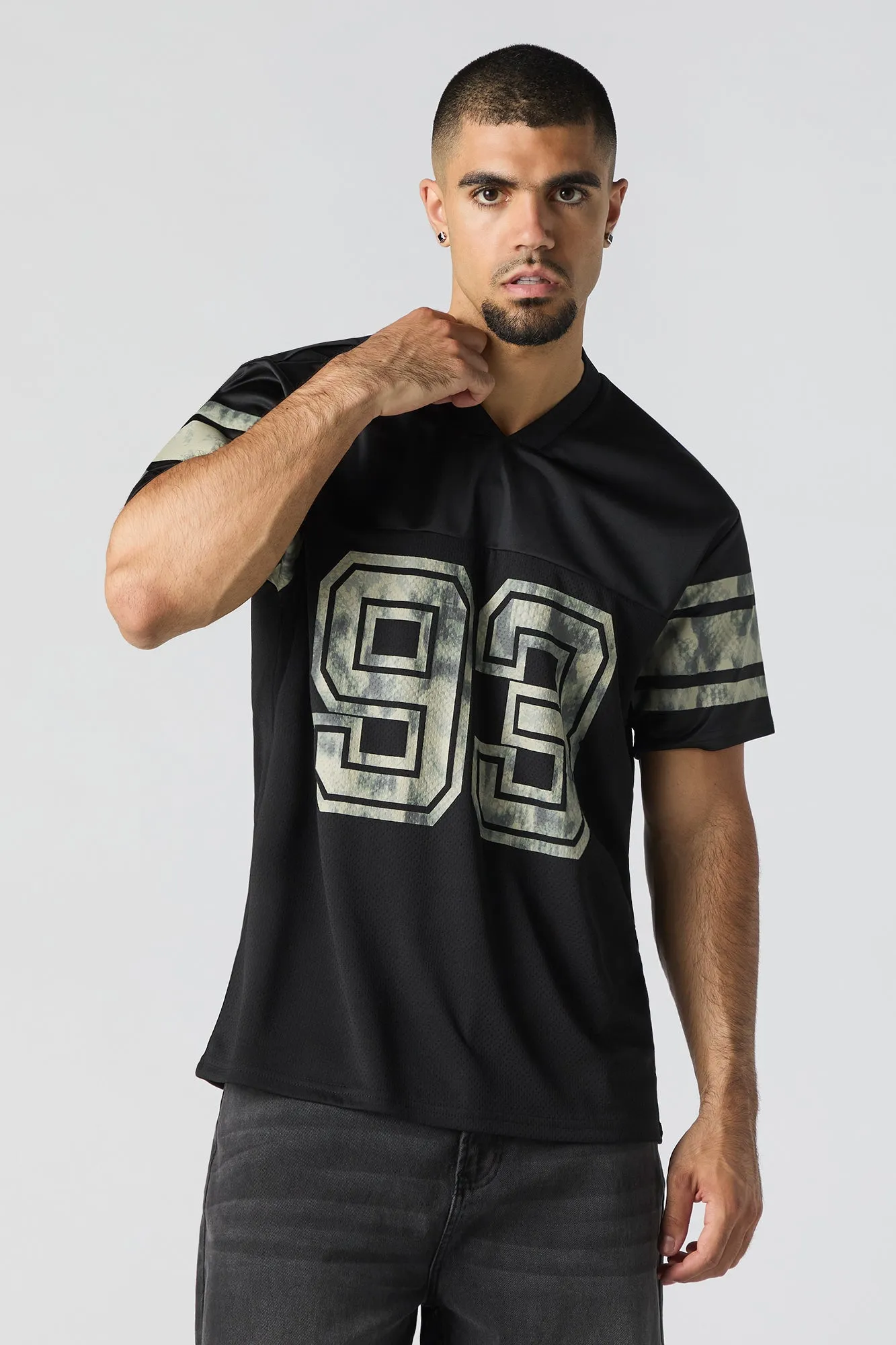 Jersey de football en filet à imprimé 93 sold by Urban Planet product image thumbnail 4