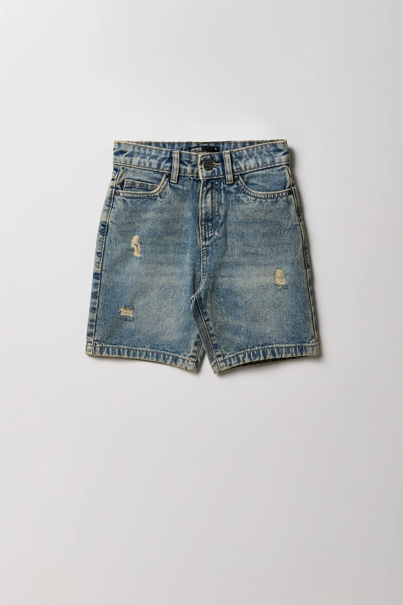 Short en denim d'aspect usé pour garçon sold by Urban Planet