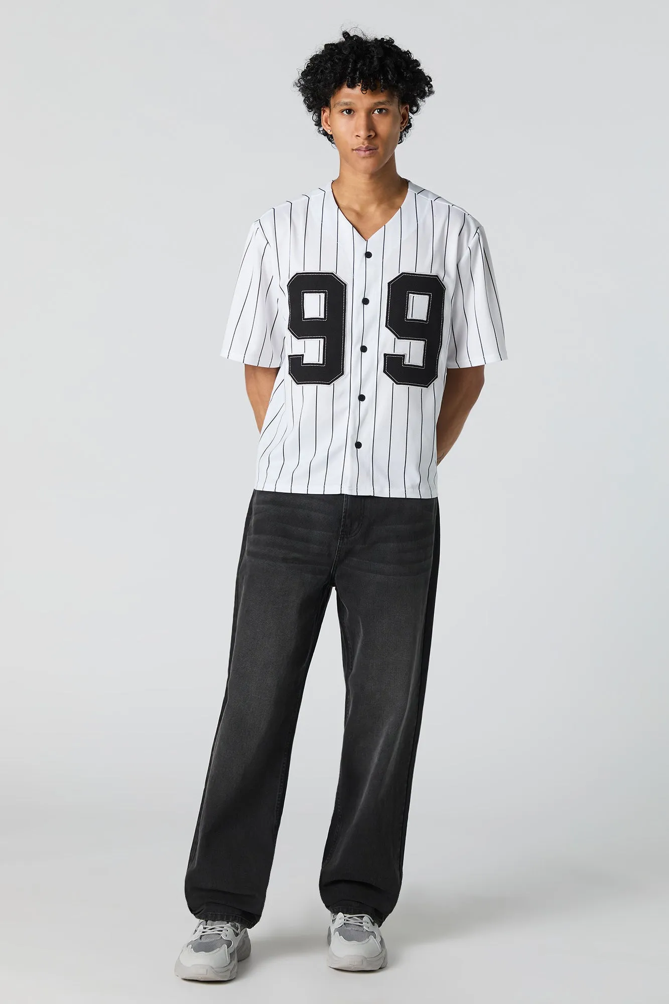 Jersey de base-ball en filet à broderie 99 sold by Urban Planet product image thumbnail 3