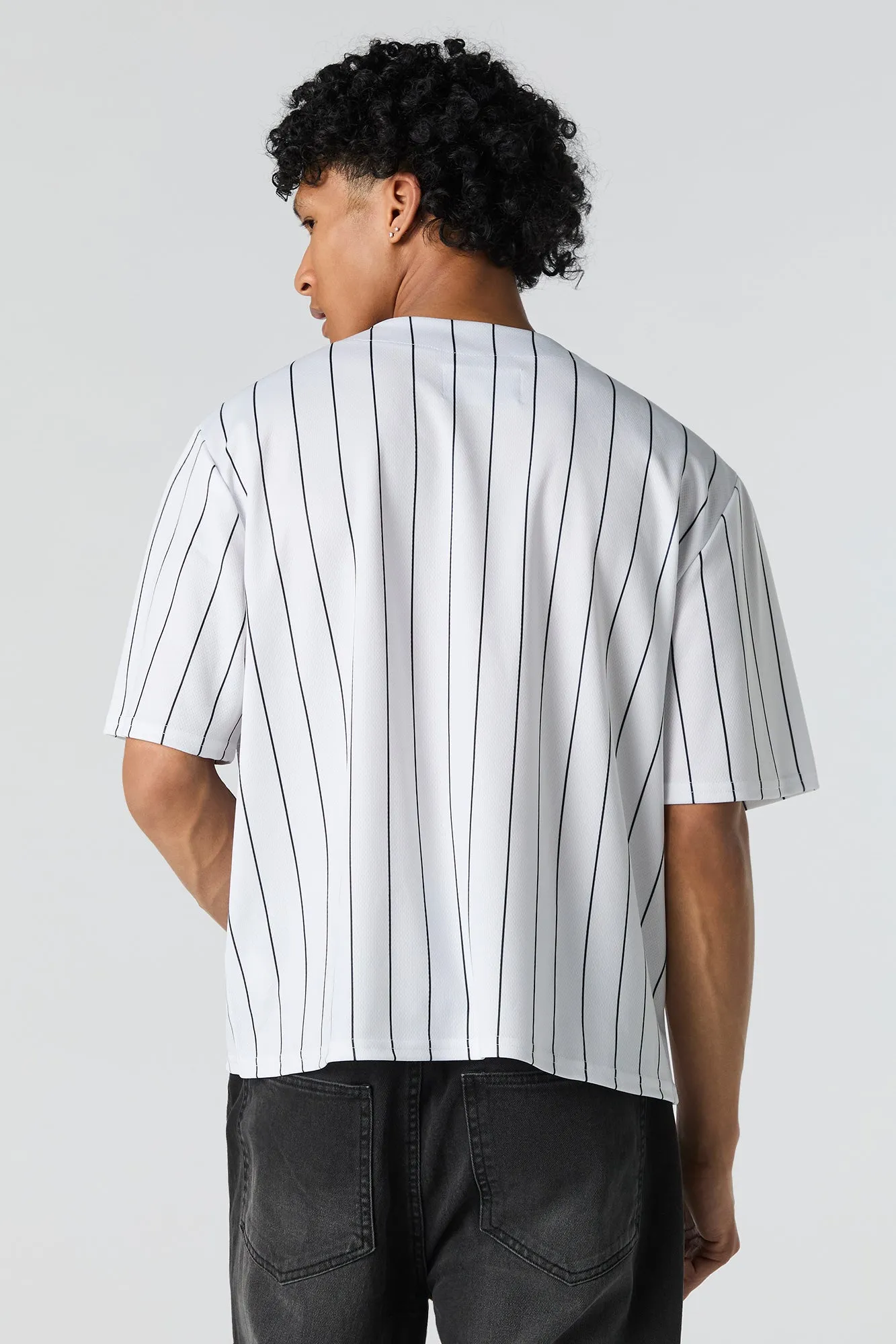 Jersey de base-ball en filet à broderie 99 sold by Urban Planet product image thumbnail 2