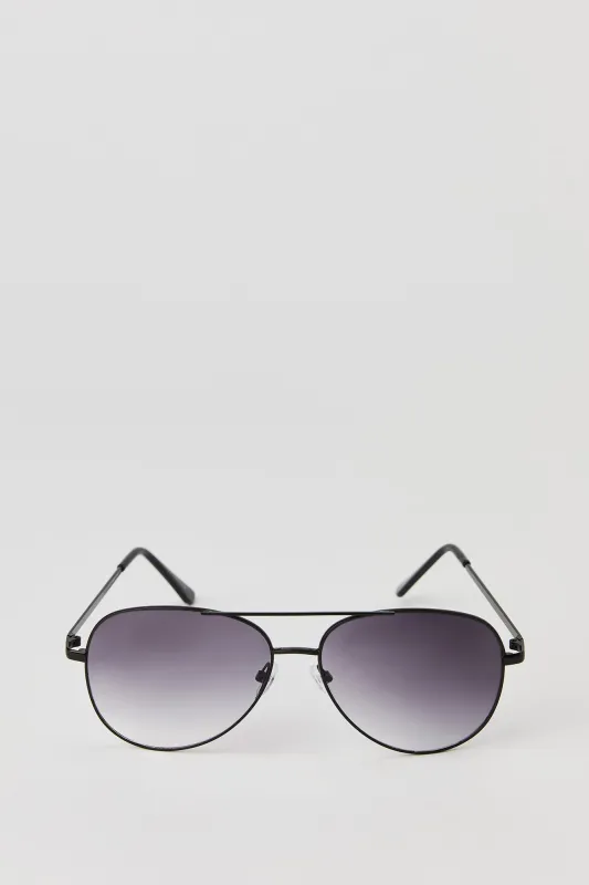 Lunettes de soleil aviateur sold by Urban Planet