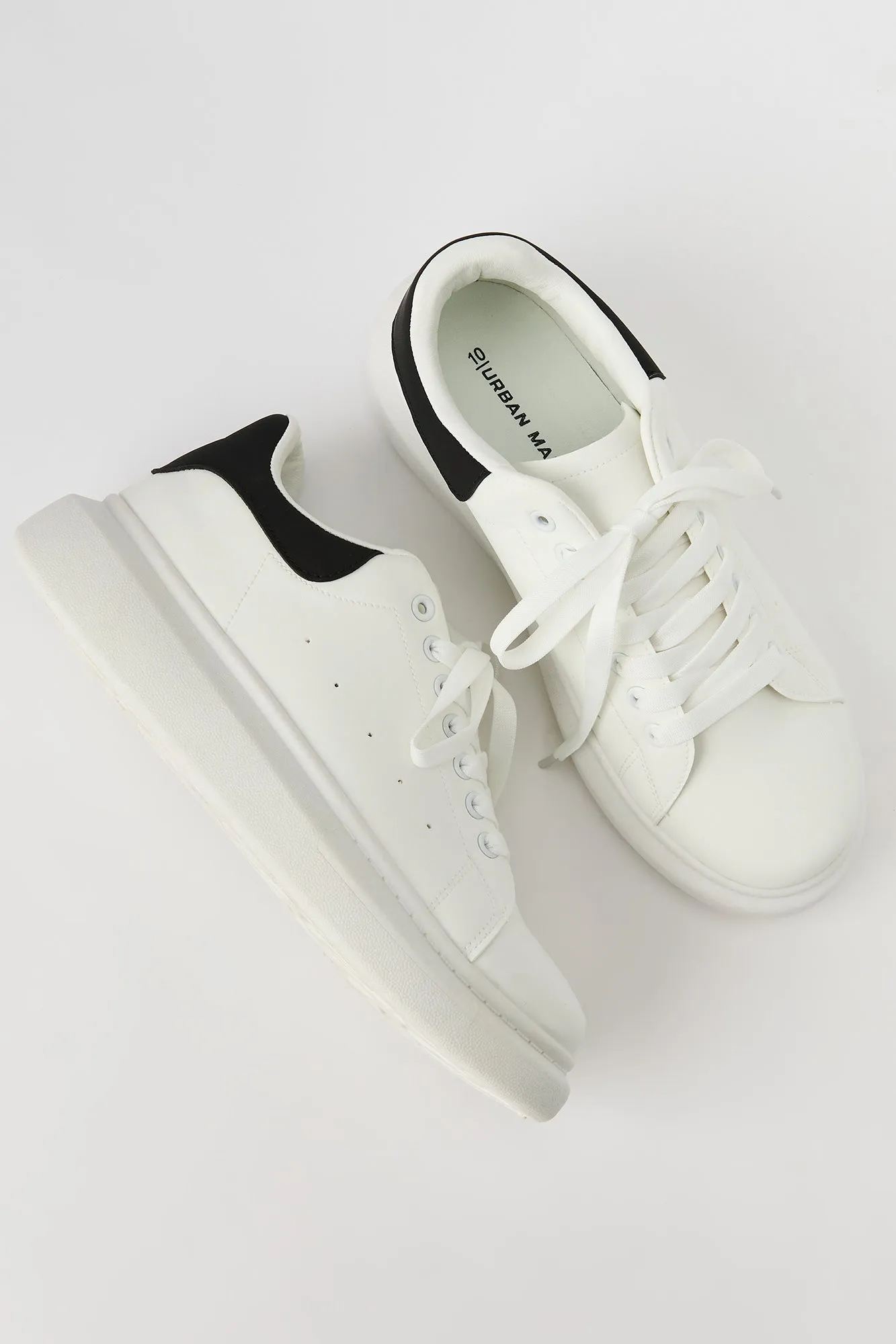 Espadrilles habillées sold by Urban Planet