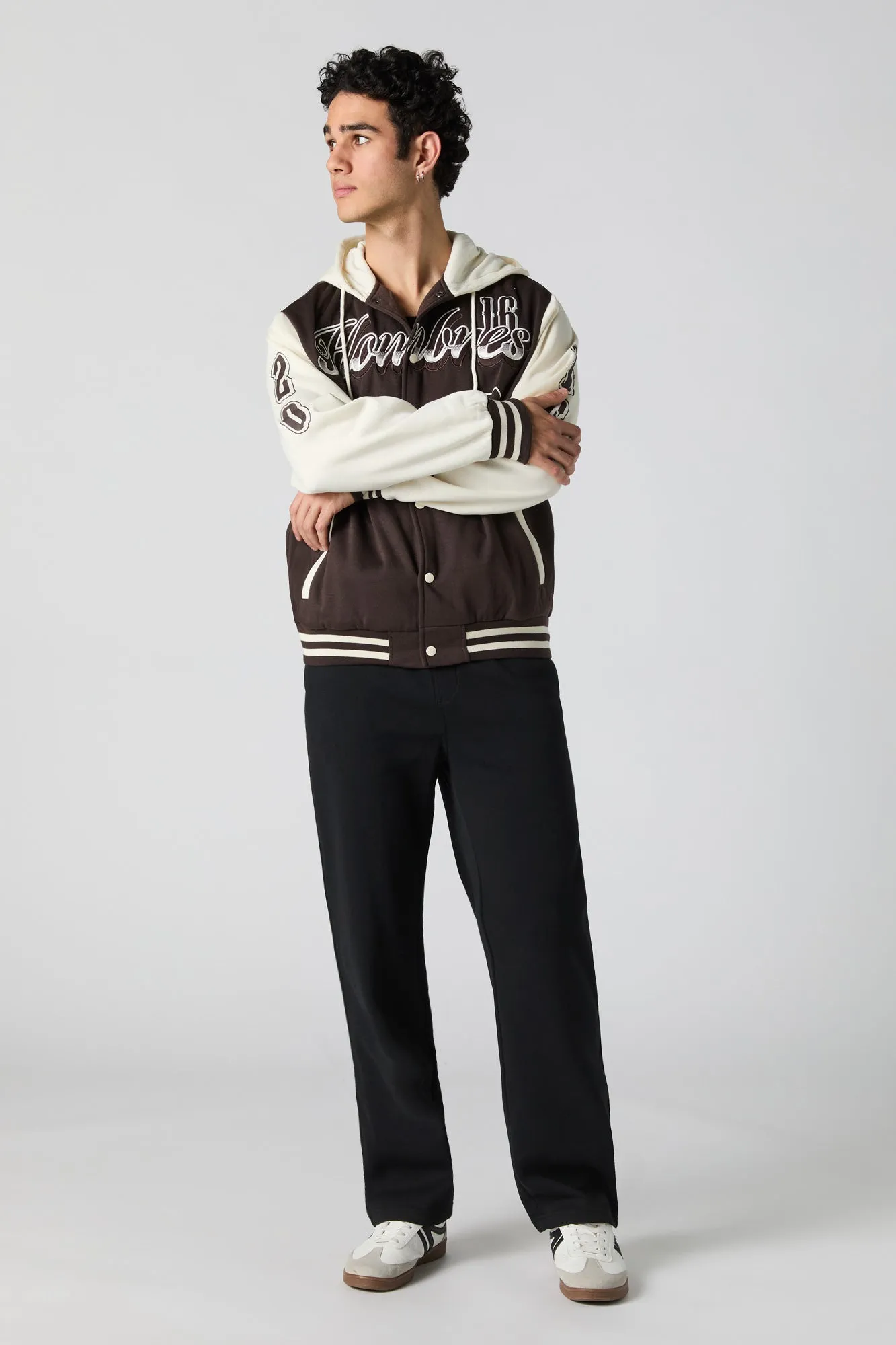 Blouson collégien à broderie en chenille Hombres sold by Urban Planet product image thumbnail 3