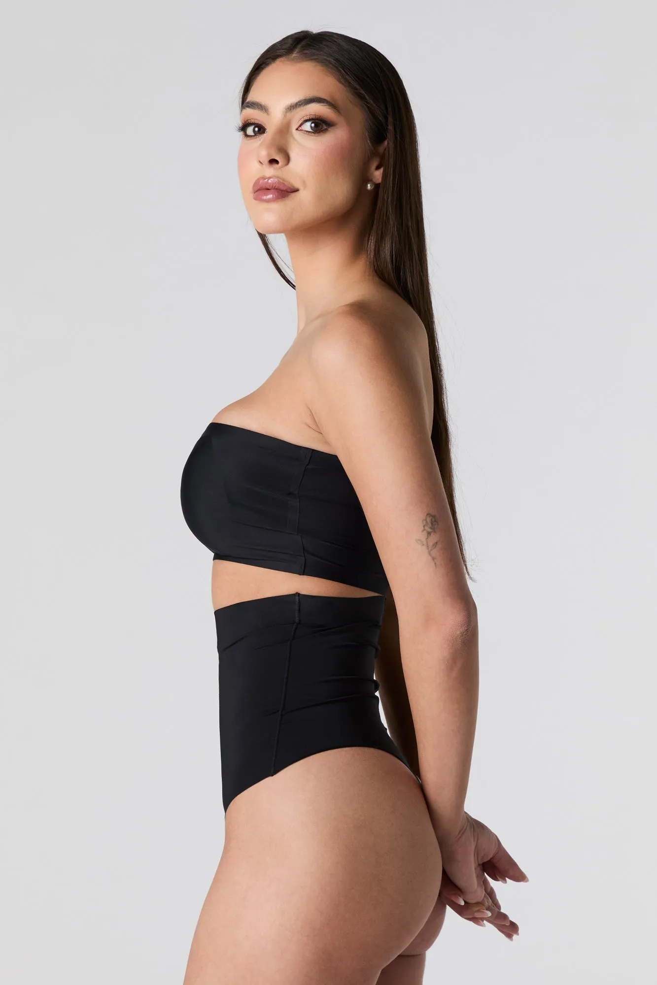 Tanga gainante invisible à taille hute sold by Urban Planet product image thumbnail 5