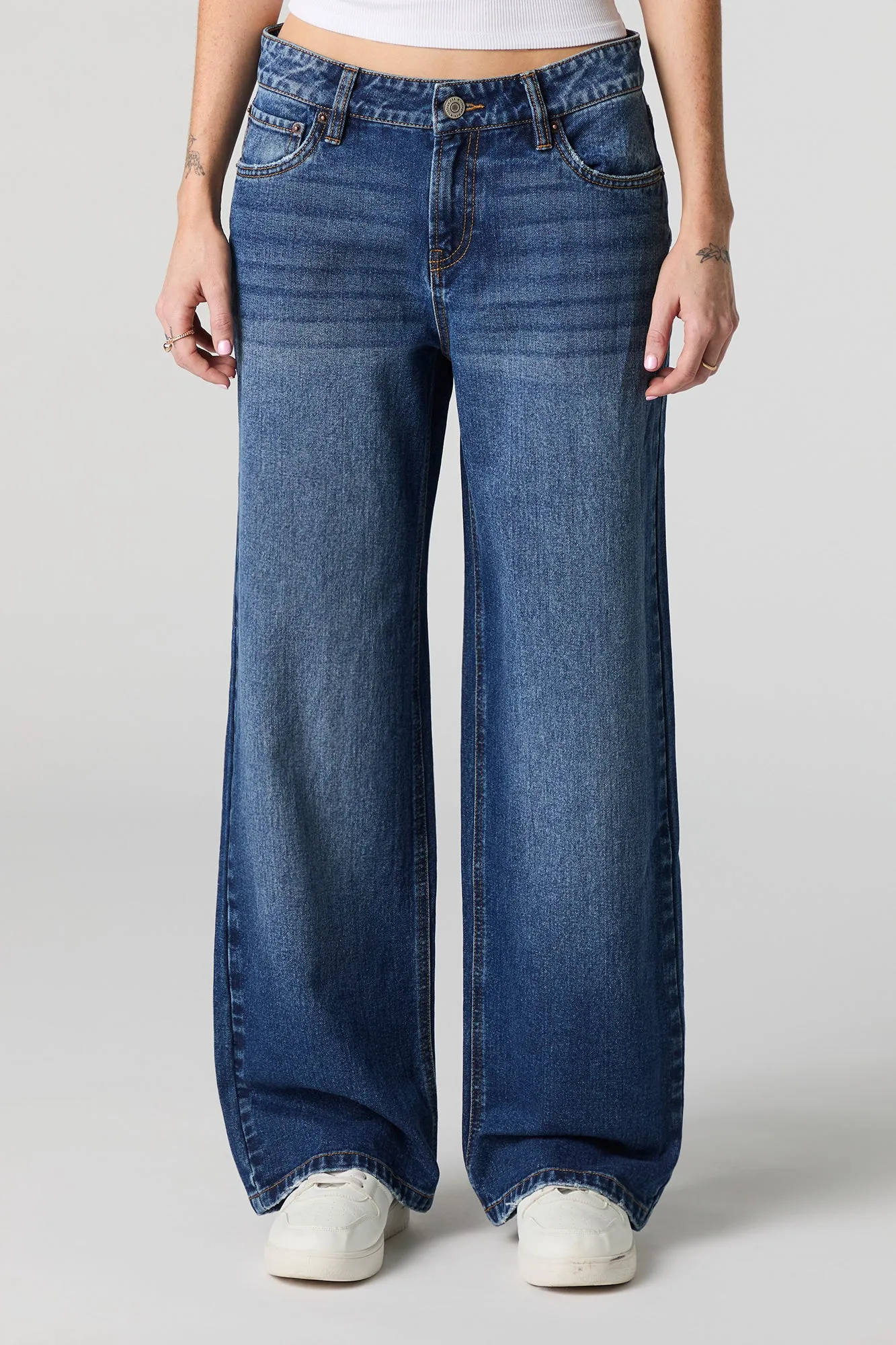 Jean rigide taille basse à jambe large lavé foncé sold by Urban Planet product image thumbnail 2