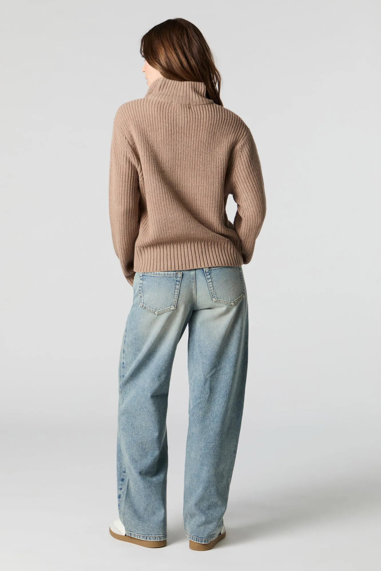 Jean ample à taille basse délavé moyen vintage sold by Urban Planet product image thumbnail 3