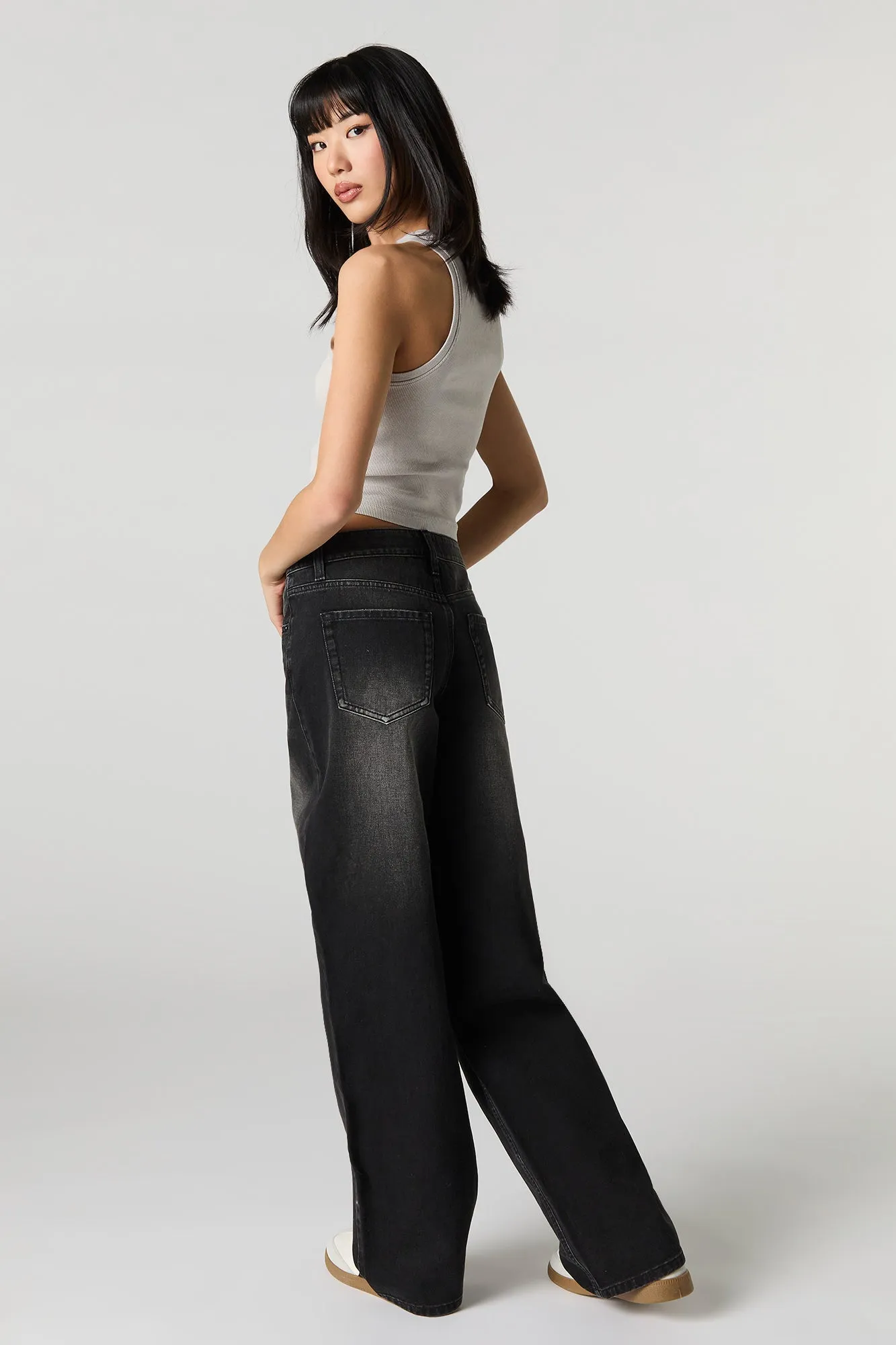 Jean baggy délavé noir à taille basse sold by Urban Planet product image thumbnail 3