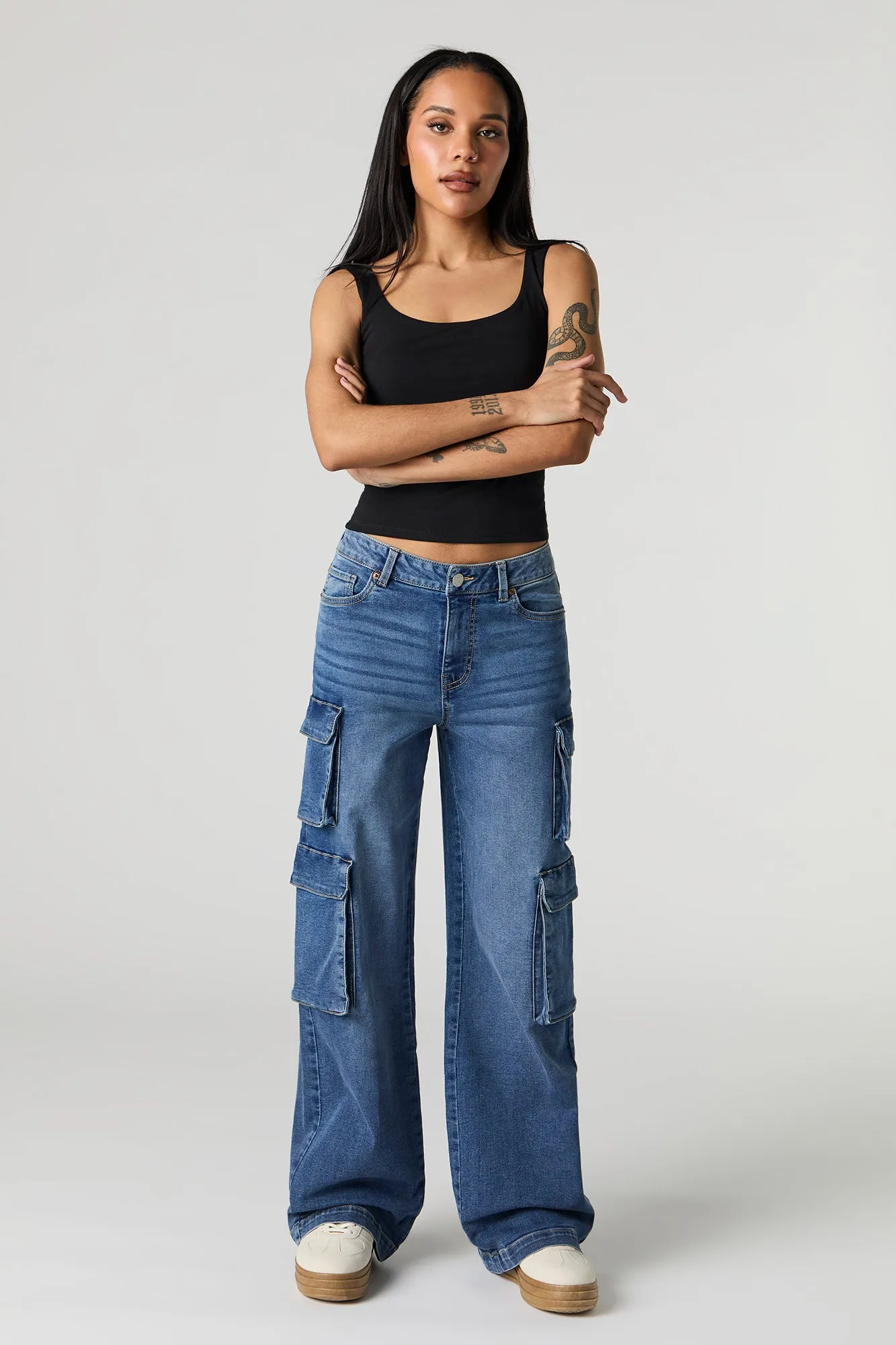 Jean cargo mi-taille avec poches multiples sold by Urban Planet product image thumbnail 4