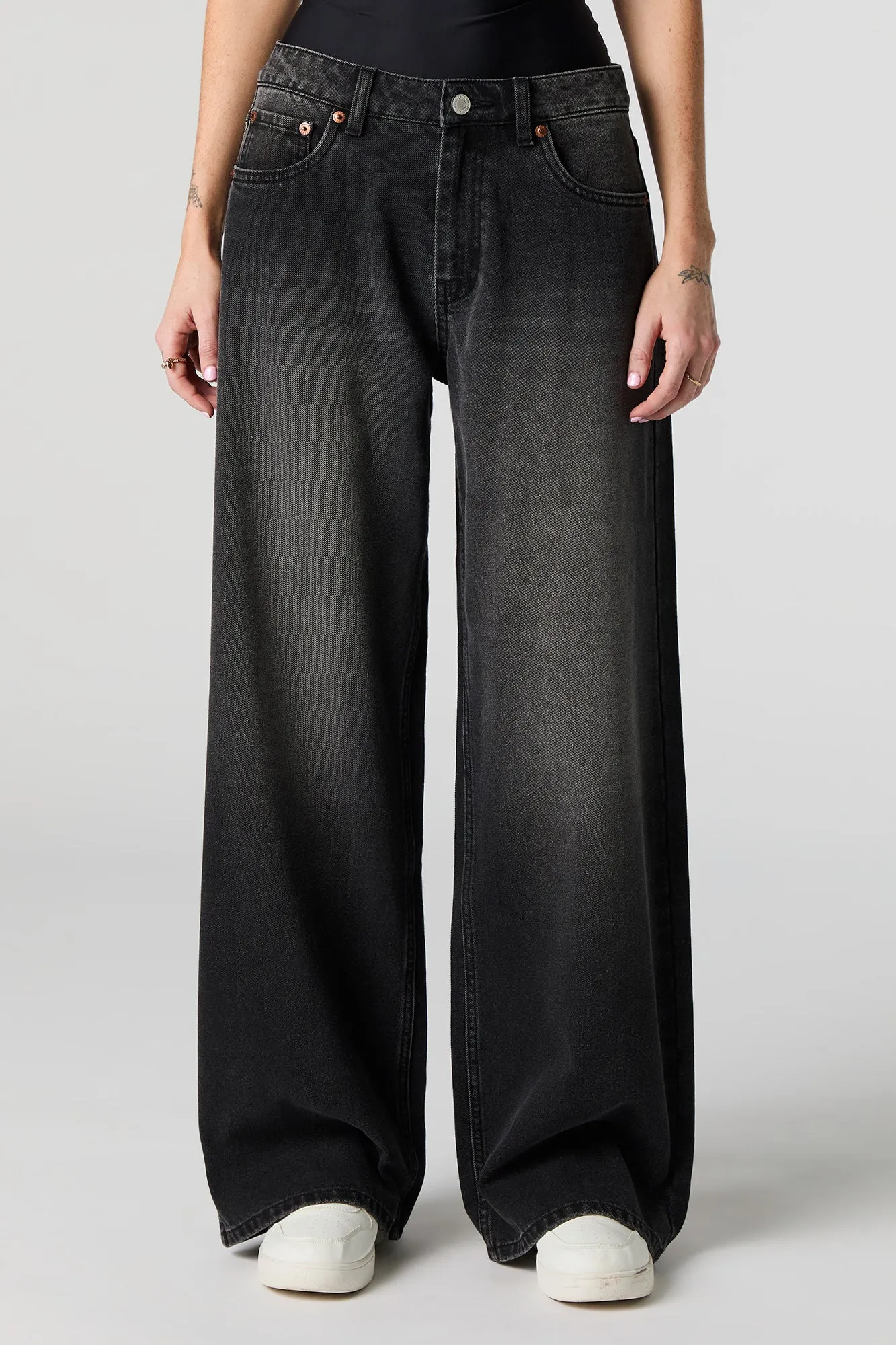 Jean baggy surdimensionné à taille basse sold by Urban Planet product image thumbnail 5