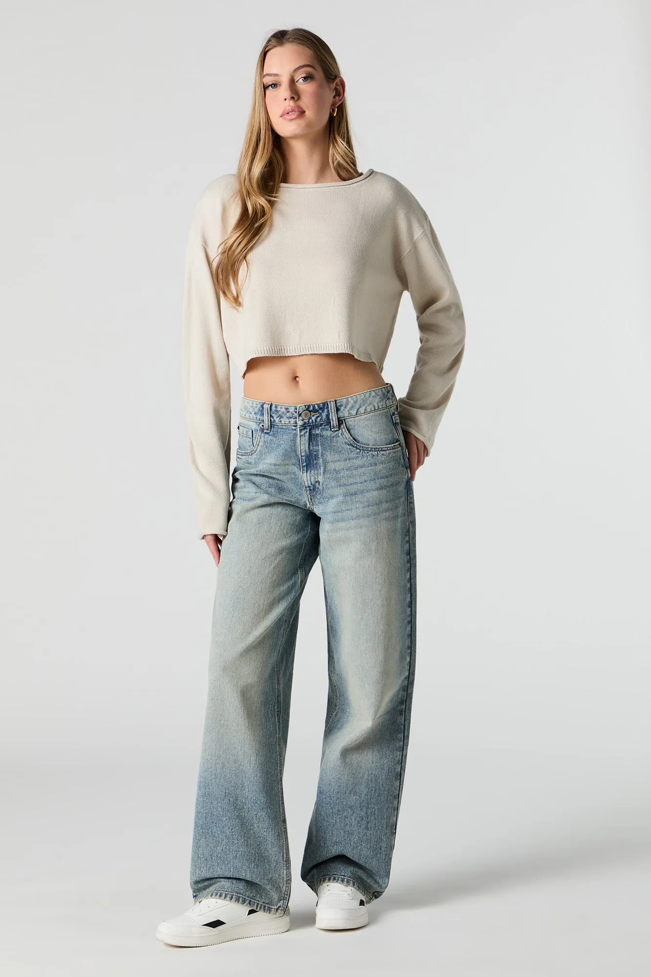 Jean rigide baggy taille basse lavé moyen vintage sold by Urban Planet