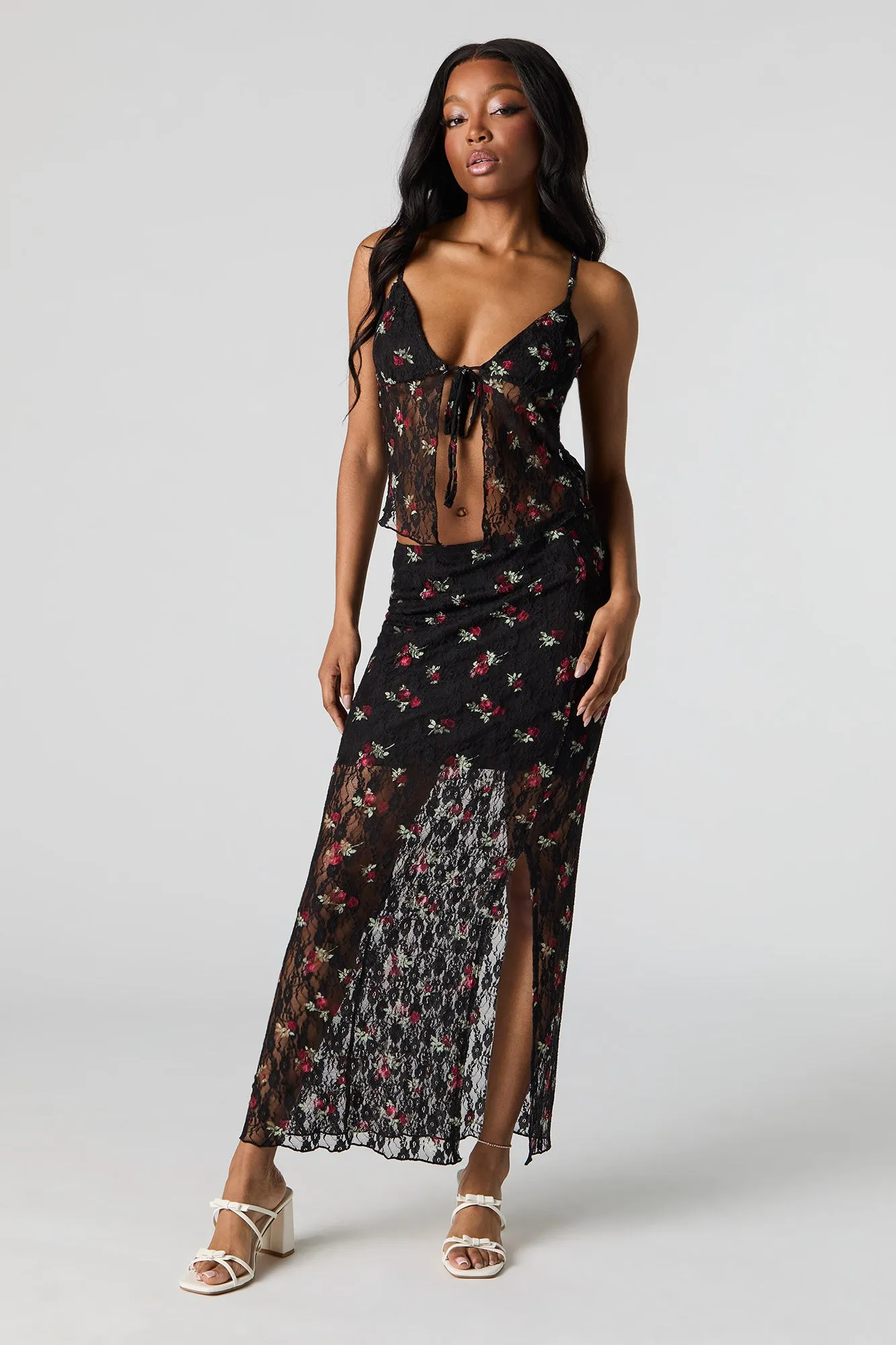 Jupe maxi en dentelle fleurie sold by Urban Planet product image thumbnail 4