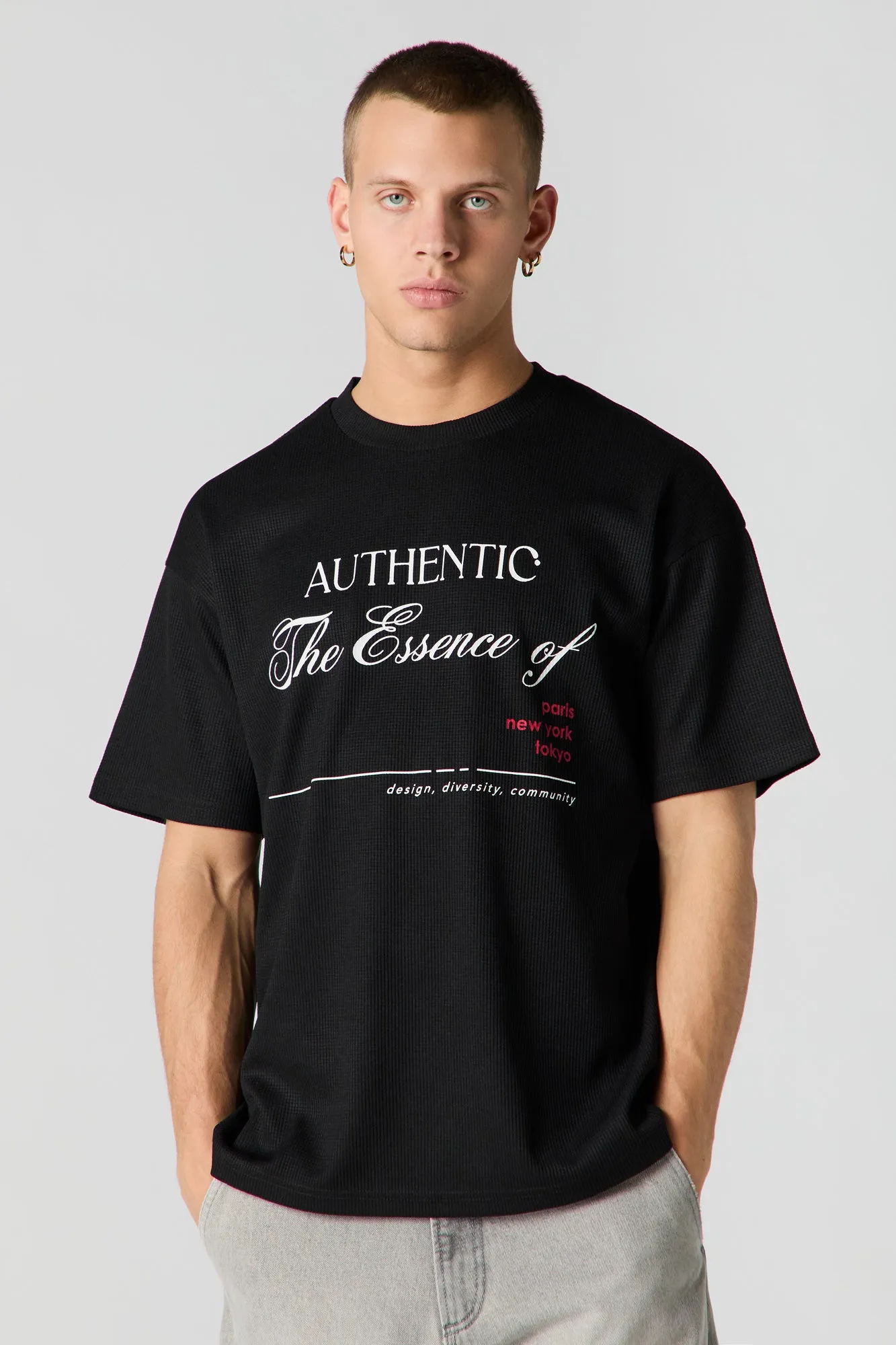 T-shirt texturé à imprimé Authentic sold by Urban Planet product image thumbnail 4