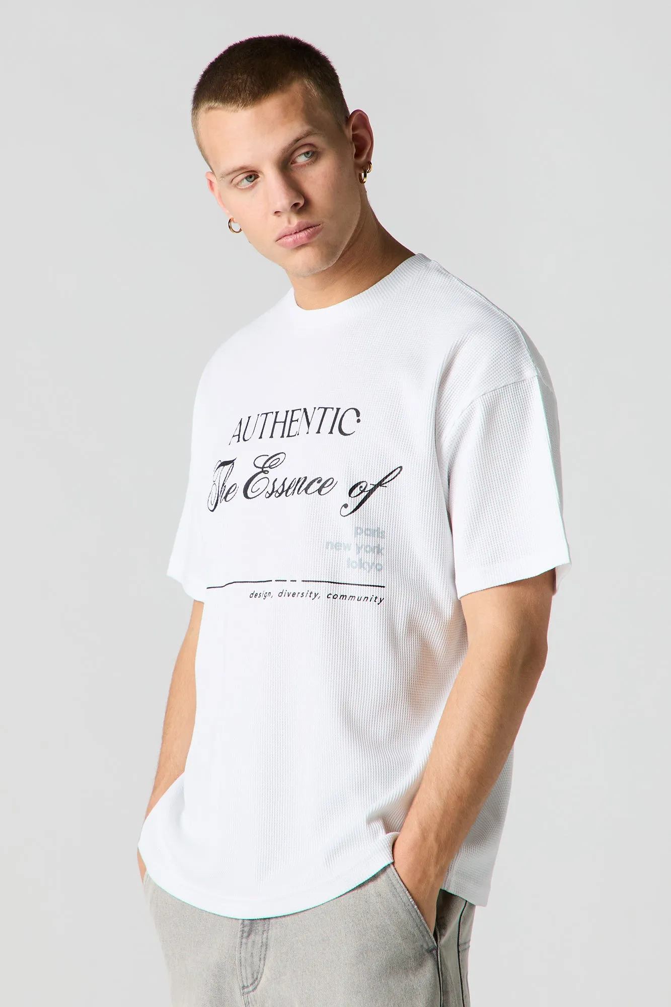 T-shirt texturé à imprimé Authentic sold by Urban Planet