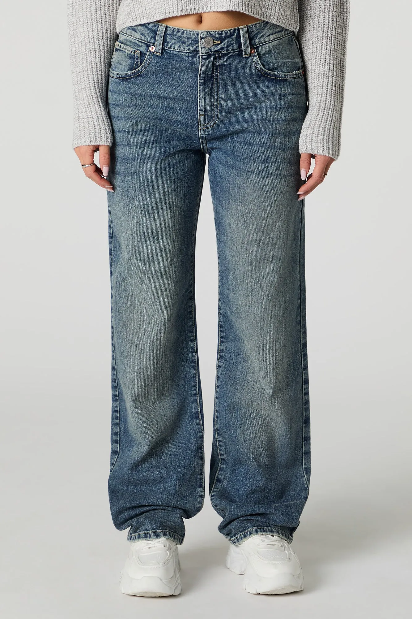 Jean rigide à jambe droite délavé moyen vintage sold by Urban Planet product image thumbnail 2