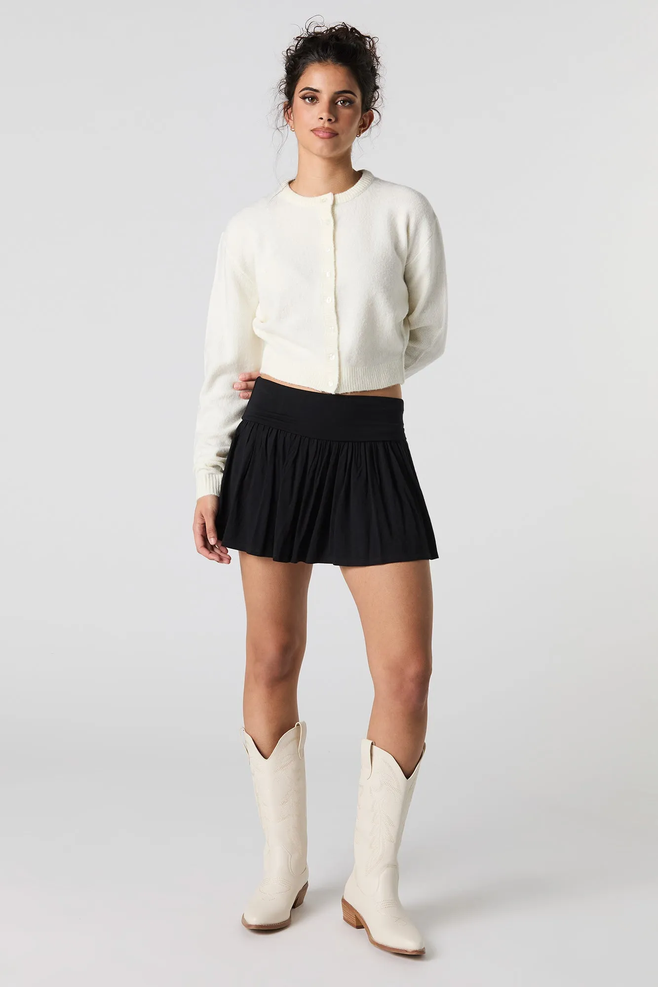 Cardigan boutonné en tricot mousseux sold by Urban Planet product image thumbnail 3