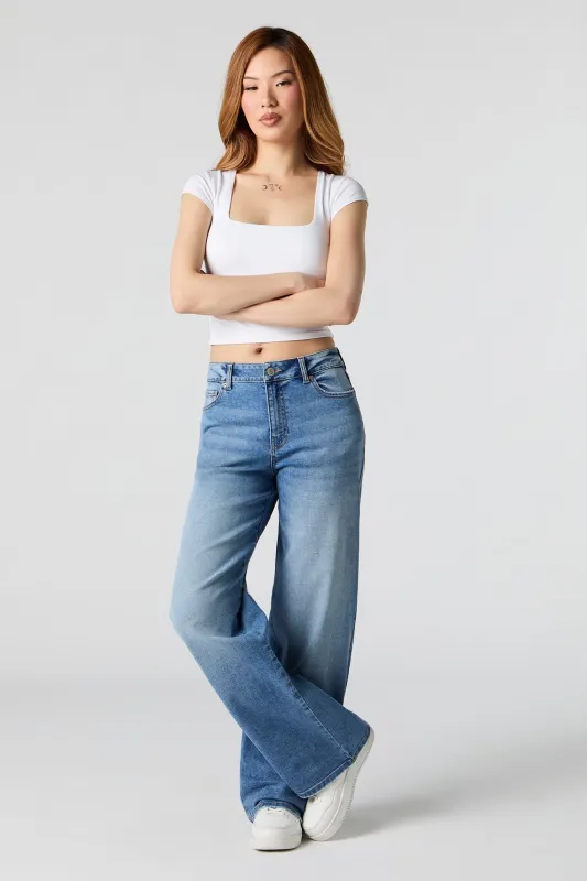 Jean extensible délavé moyen à jambe large et taille haute sold by Urban Planet