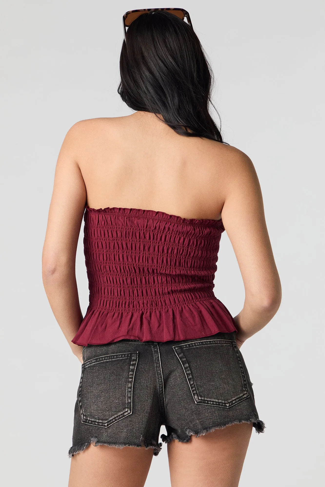 Short en denim d'aspect usé délavé latte noir sold by Urban Planet product image thumbnail 2