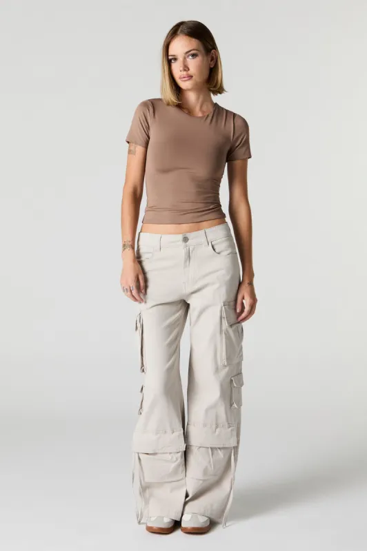 Pantalon cargo à jambe droite avec six poches sold by Urban Planet