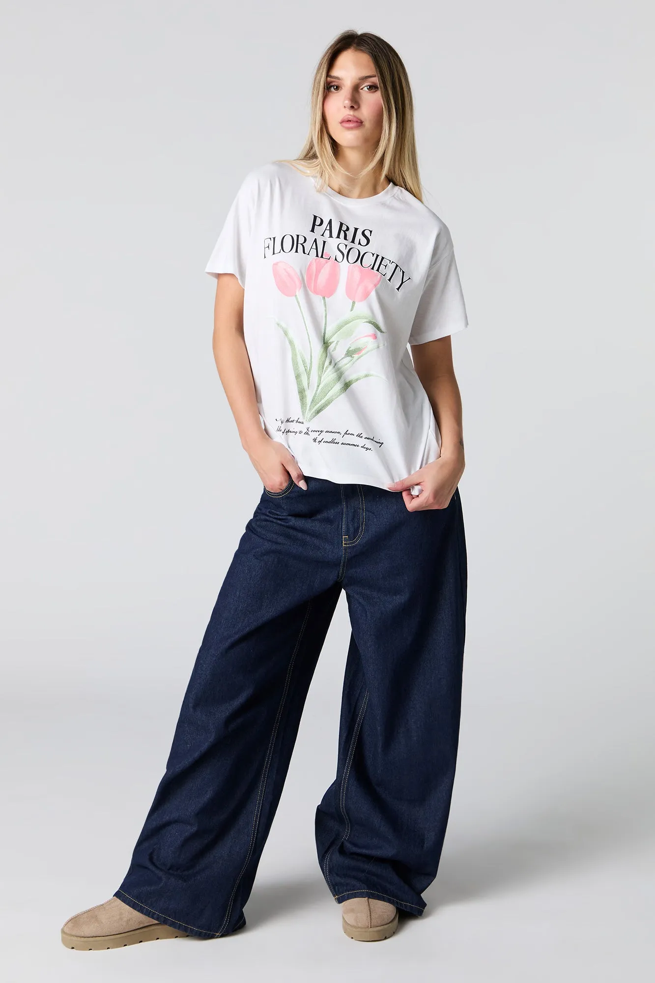 T-shirt coupe garçonne à imprimé Paris Floral sold by Urban Planet product image thumbnail 2