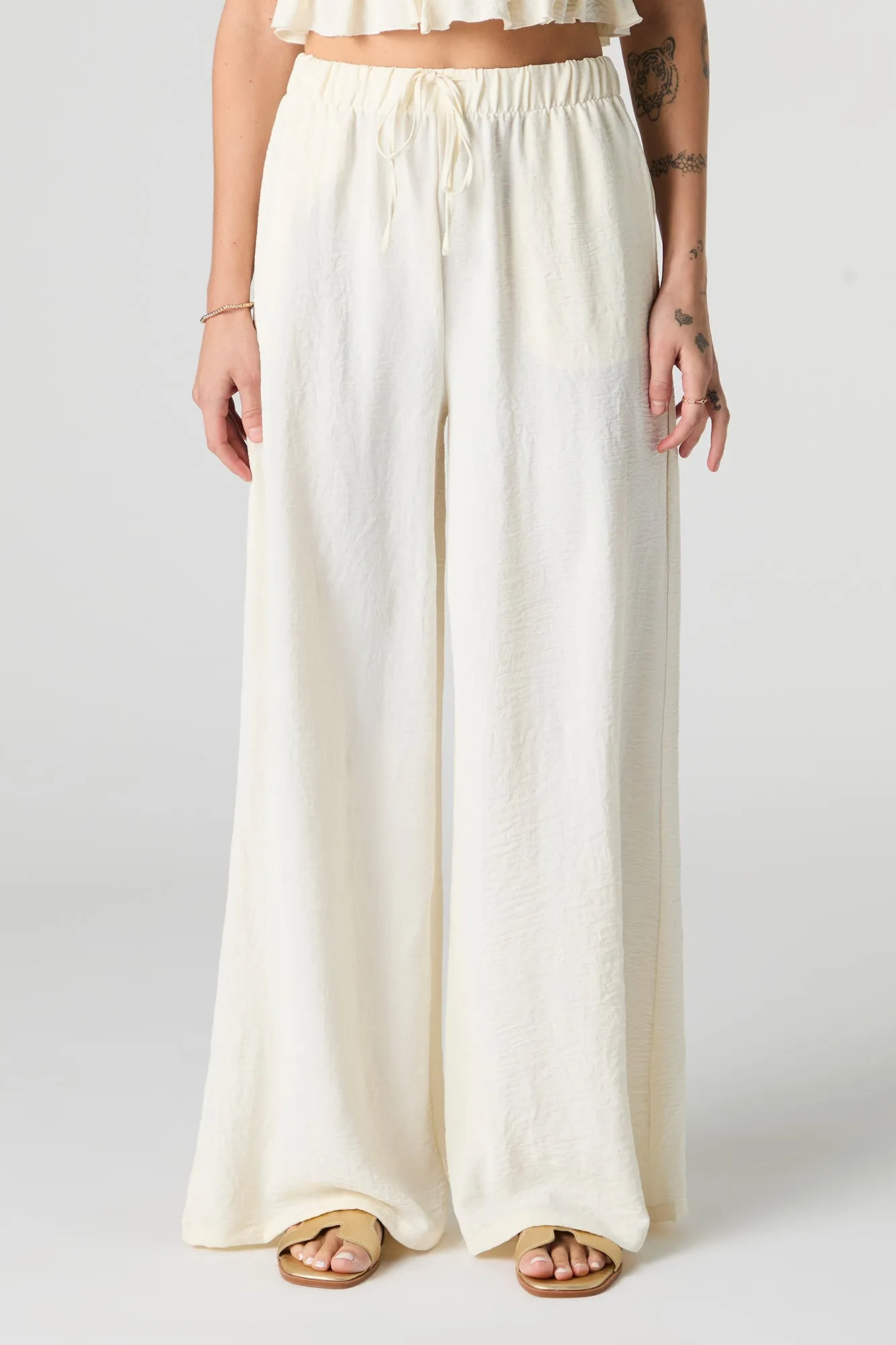 Pantalon fluide à taille coulissante sold by Urban Planet product image thumbnail 2