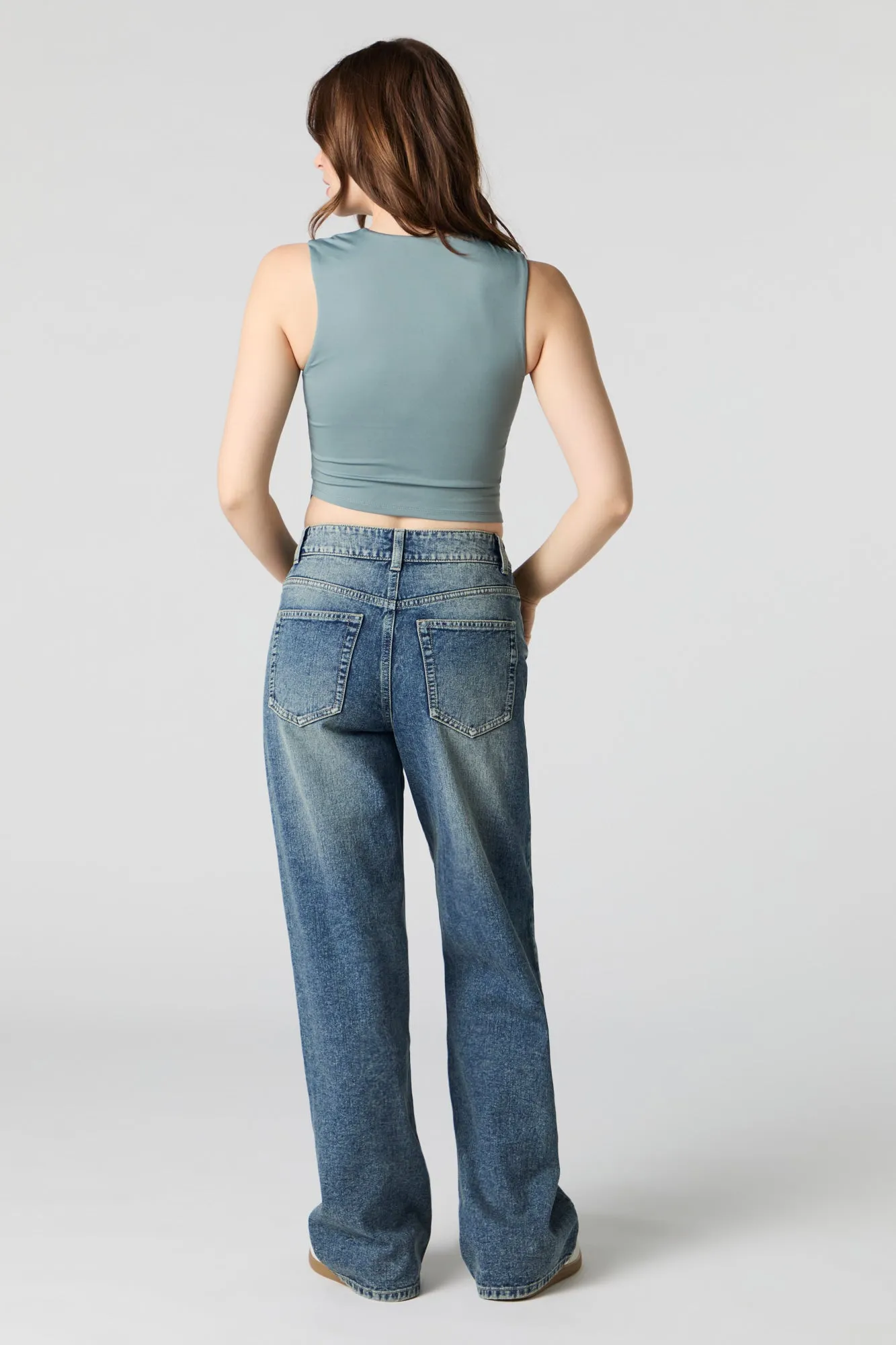 Jean rigide à jambe large et taille haute délavé moyen vintage sold by Urban Planet product image thumbnail 3