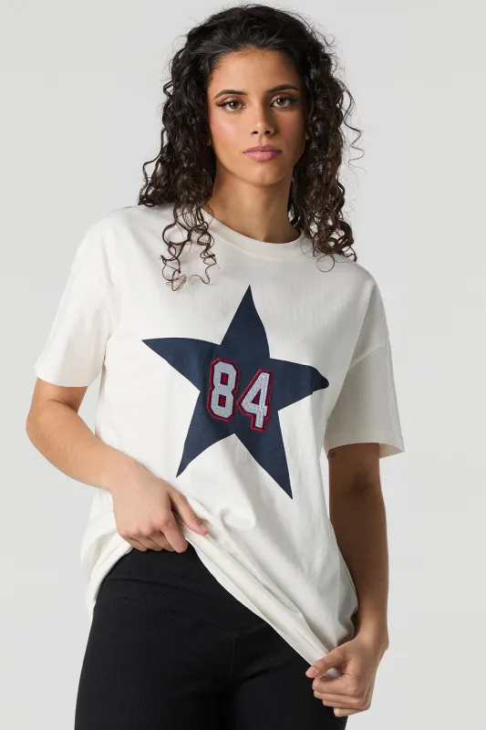 T-shirt surdimensionné avec motif brodé 84 Star sold by Urban Planet