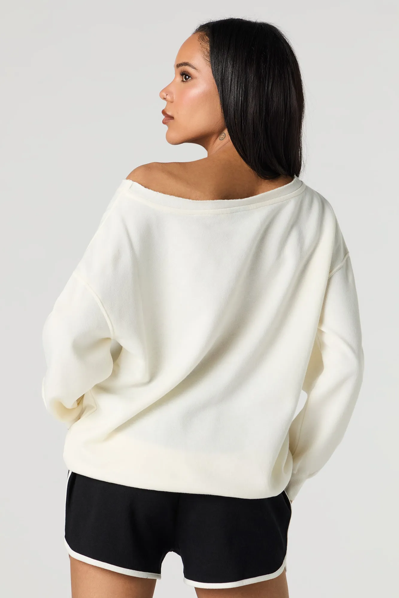 Short en molleton à imprimé Stitch avec ourlet arrondi sold by Urban Planet product image thumbnail 5