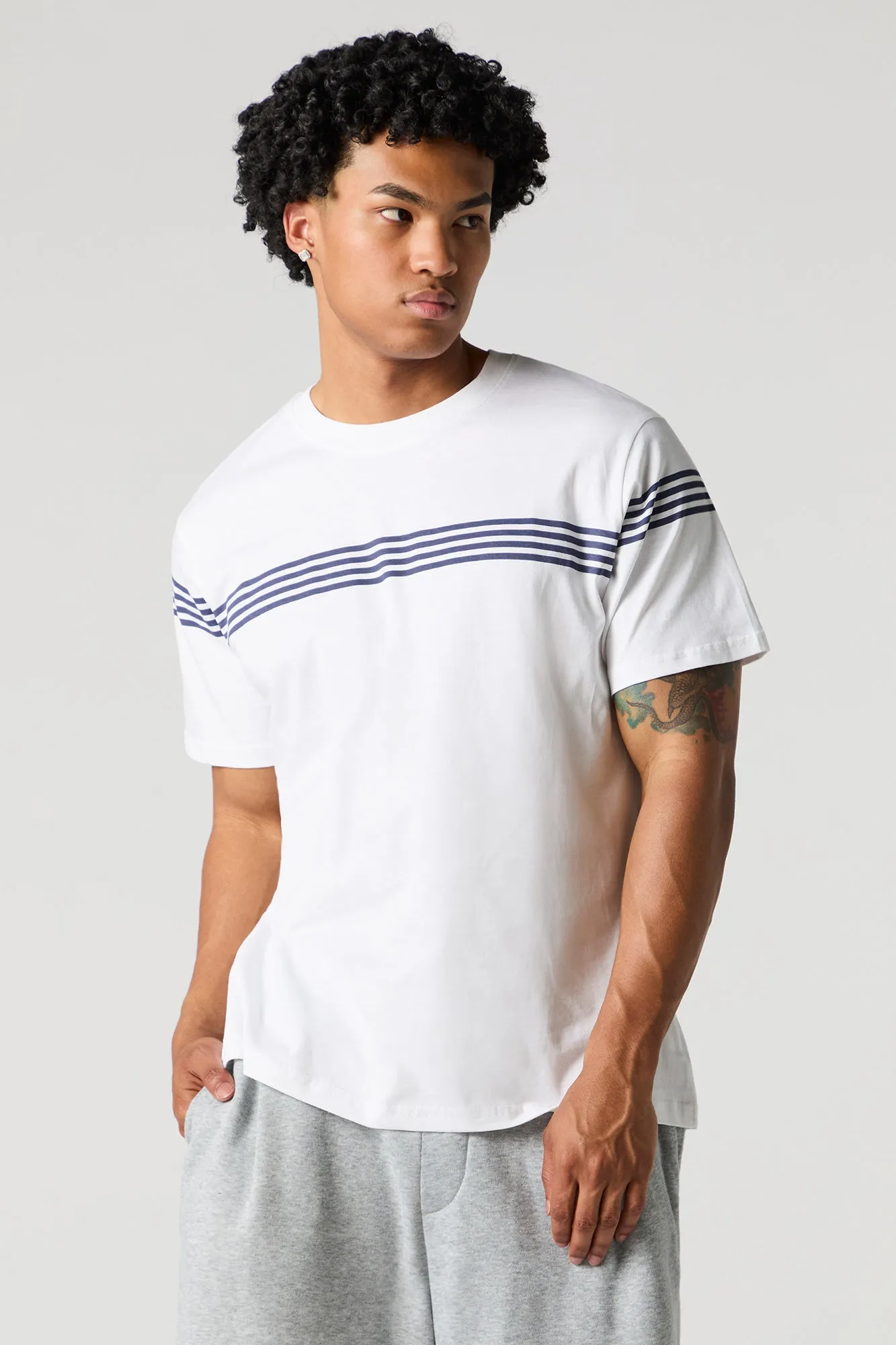 T-shirt partiellement rayé sold by Urban Planet