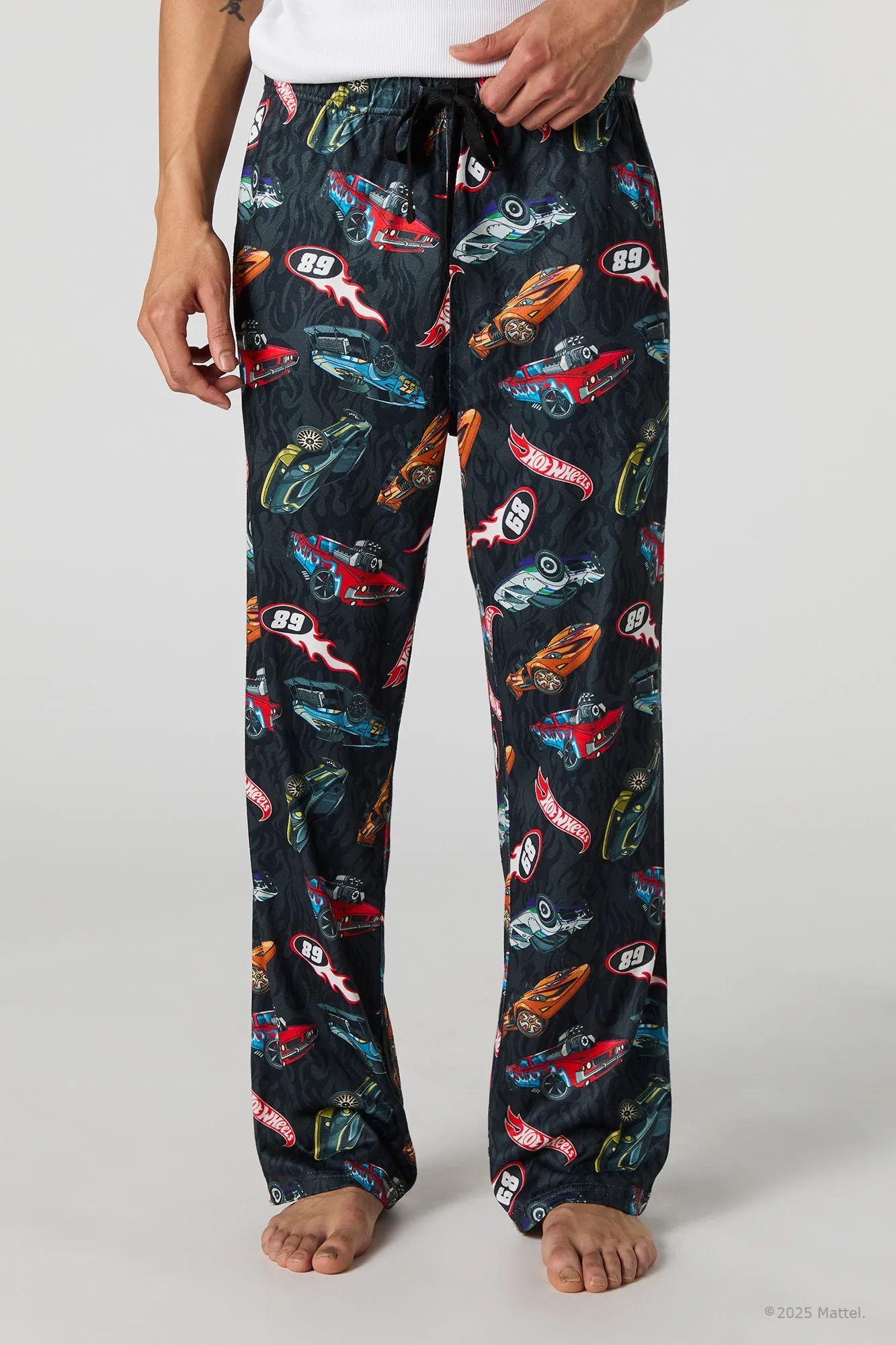 Pantalon de pyjama à imprimé Hot Wheels™ sold by Urban Planet