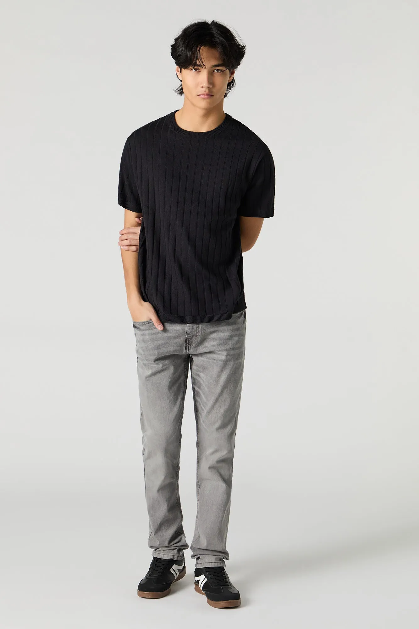 Jean mince en denim extensible délavé gris sold by Urban Planet product image thumbnail 2