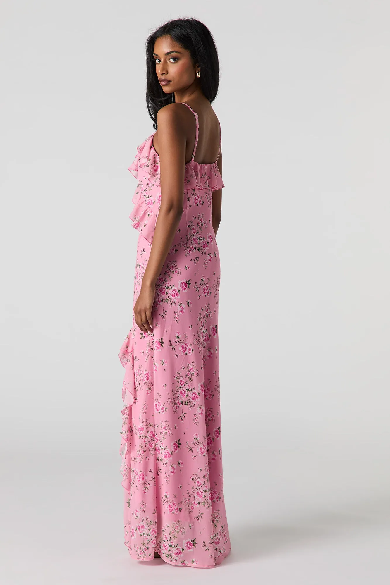 Robe maxi volantée en chiffon fleuri avec fente sold by Urban Planet product image thumbnail 3
