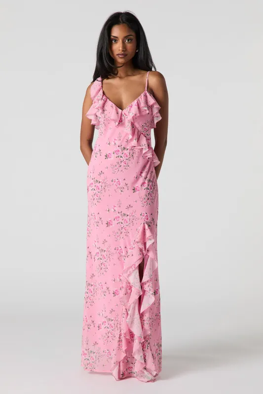 Robe maxi volantée en chiffon fleuri avec fente sold by Urban Planet