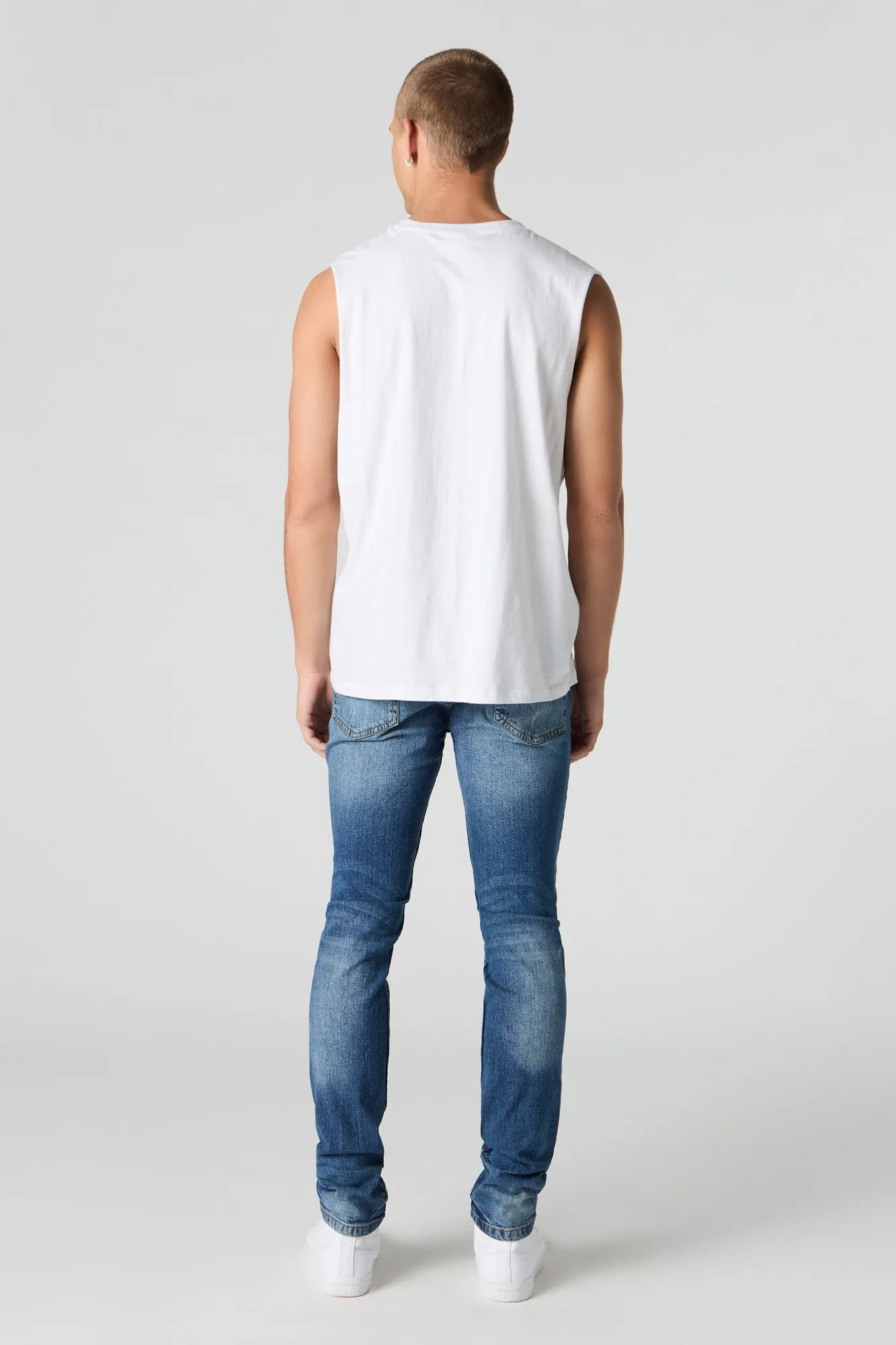 Jean ajusté d'aspect usé extensible délavé moyen sold by Urban Planet product image thumbnail 3