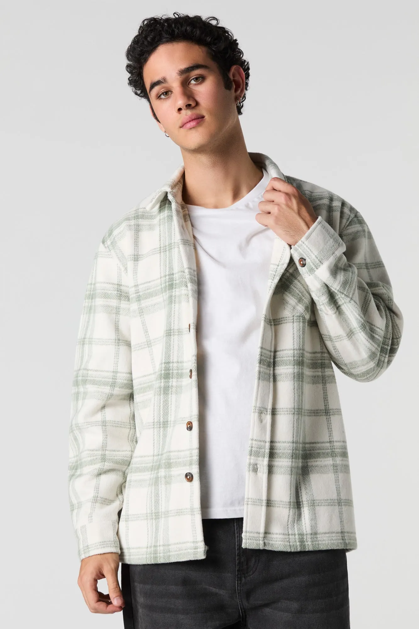 Surchemise à carreaux sold by Urban Planet