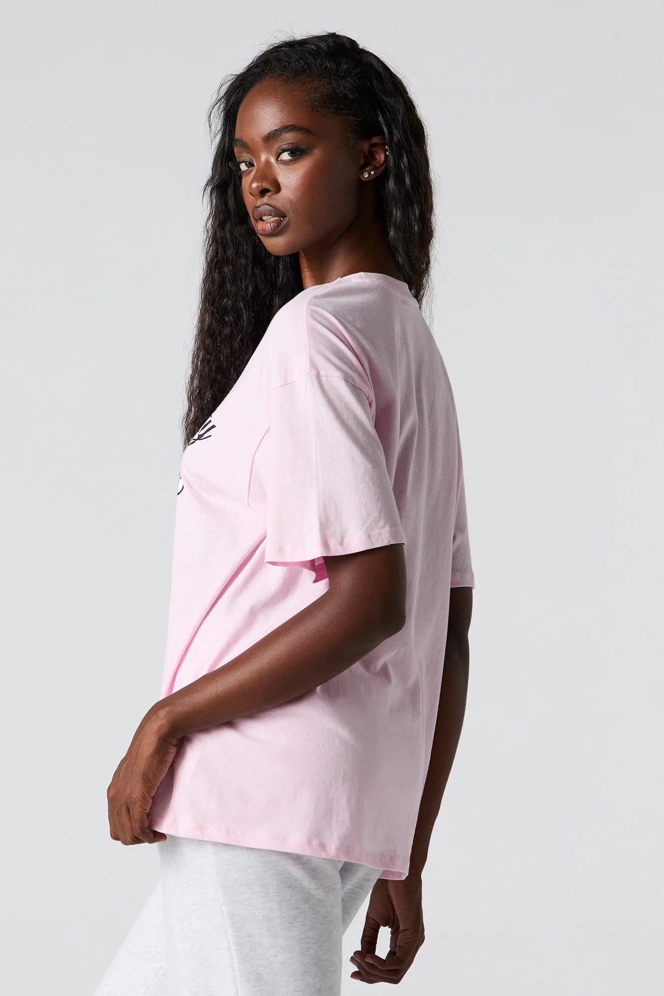 T-shirt coupe garçonne à imprimé Hello Kitty Wander sold by Urban Planet product image thumbnail 2
