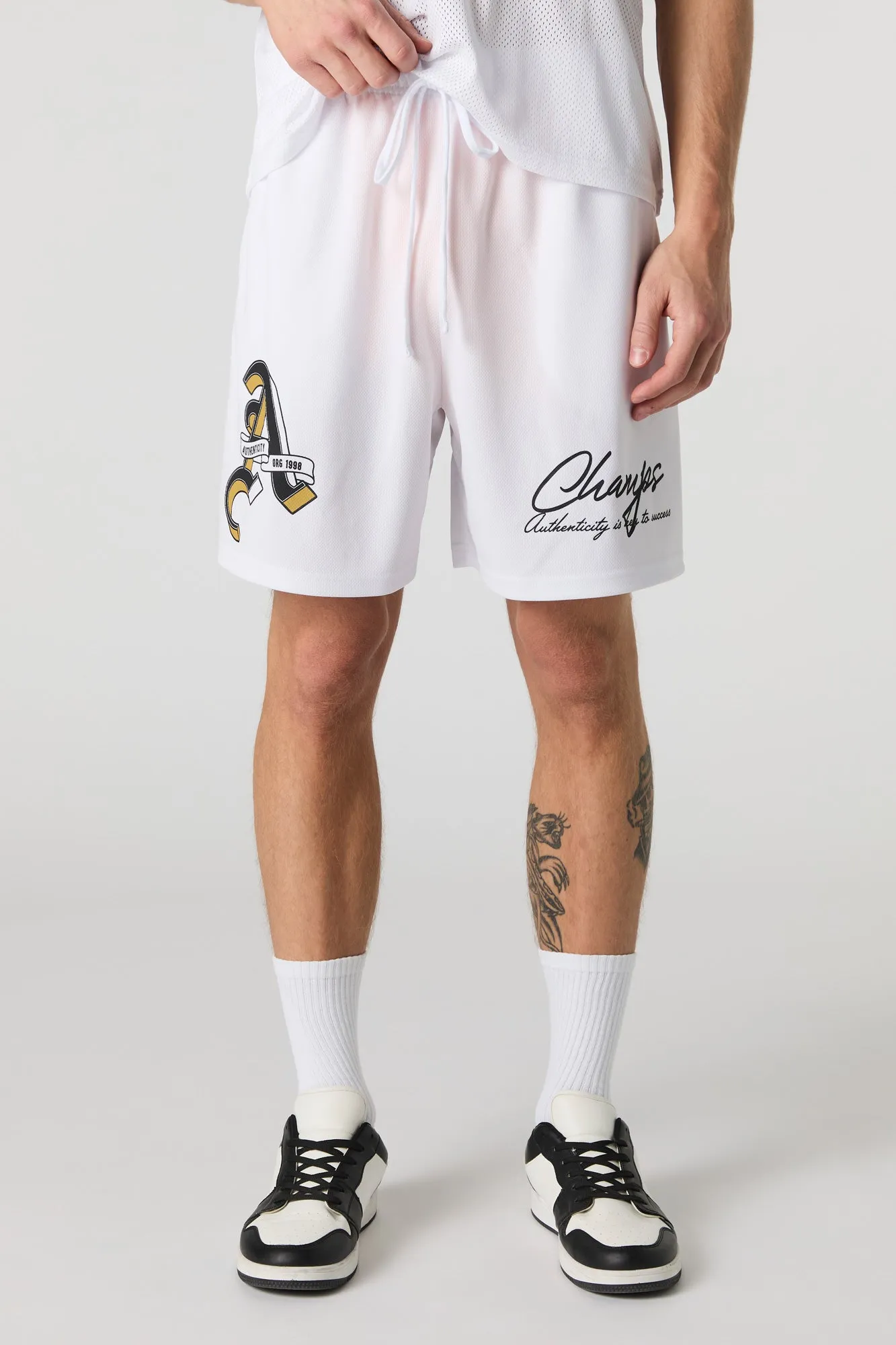 Short Active en filet à imprimé City sold by Urban Planet