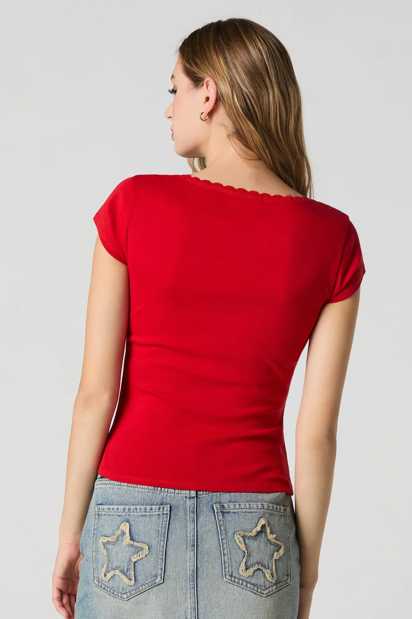 T-shirt à encolure carrée et liséré de dentelle sold by Urban Planet product image thumbnail 2