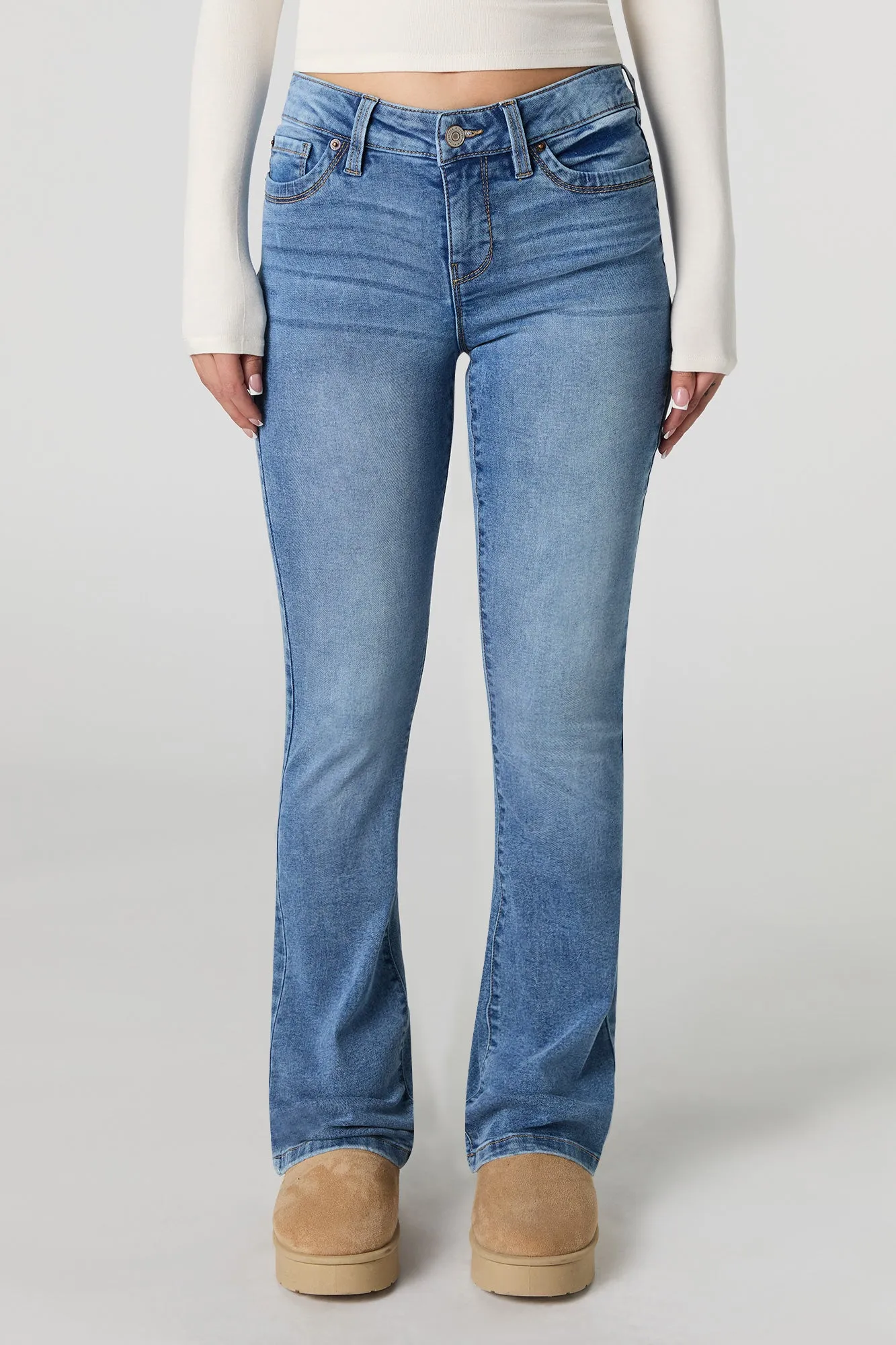 Jean extensible taille basse à jambe évasée sold by Urban Planet product image thumbnail 2