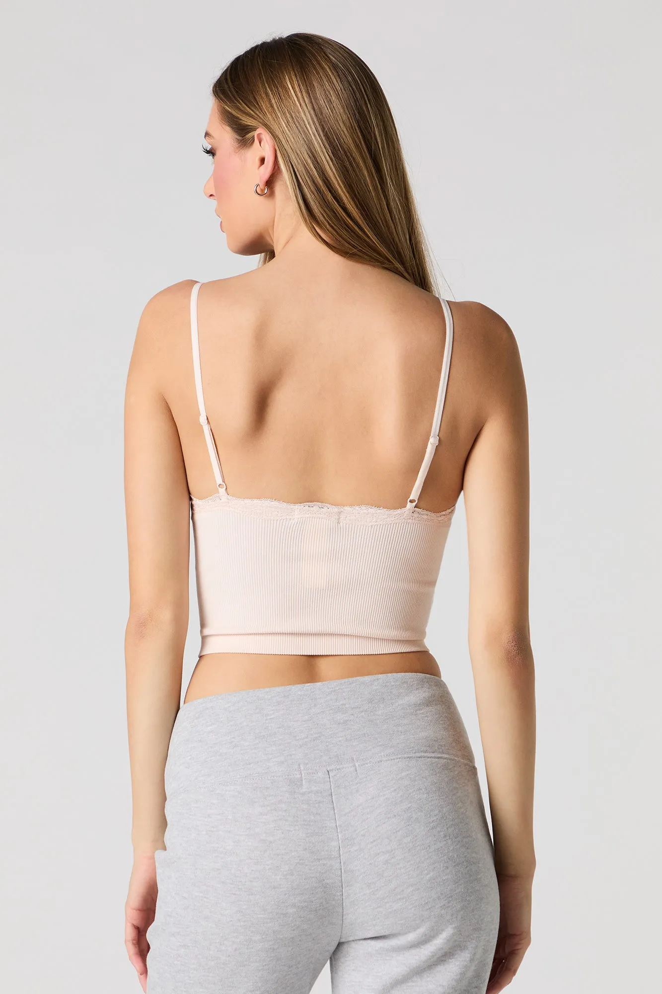 Camisole côtelée sans couture avec liséré de dentelle et bonnets intégrés sold by Urban Planet product image thumbnail 2