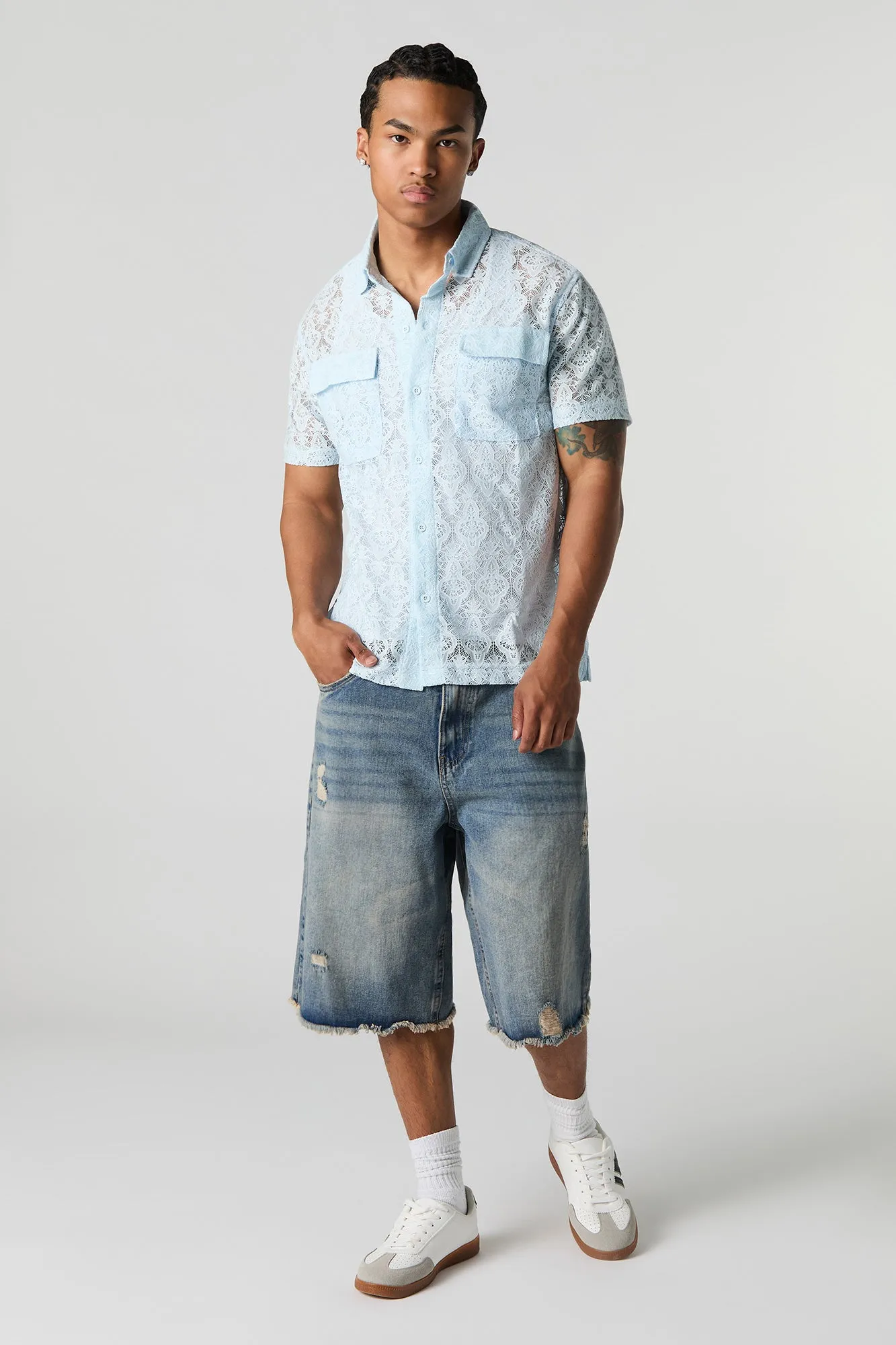 Haut boutonné en dentelle sold by Urban Planet product image thumbnail 3