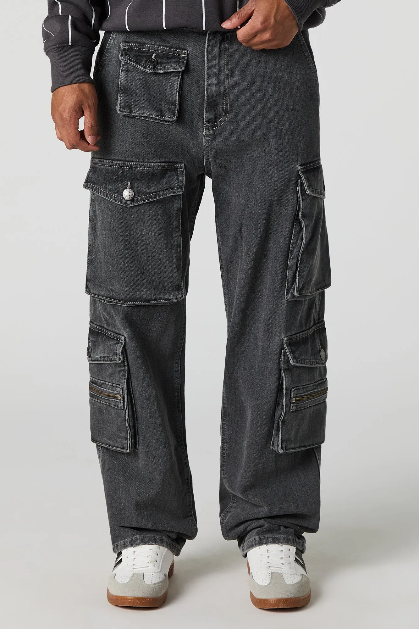 Jean cargo rigide avec poches multiples sold by Urban Planet product image thumbnail 2