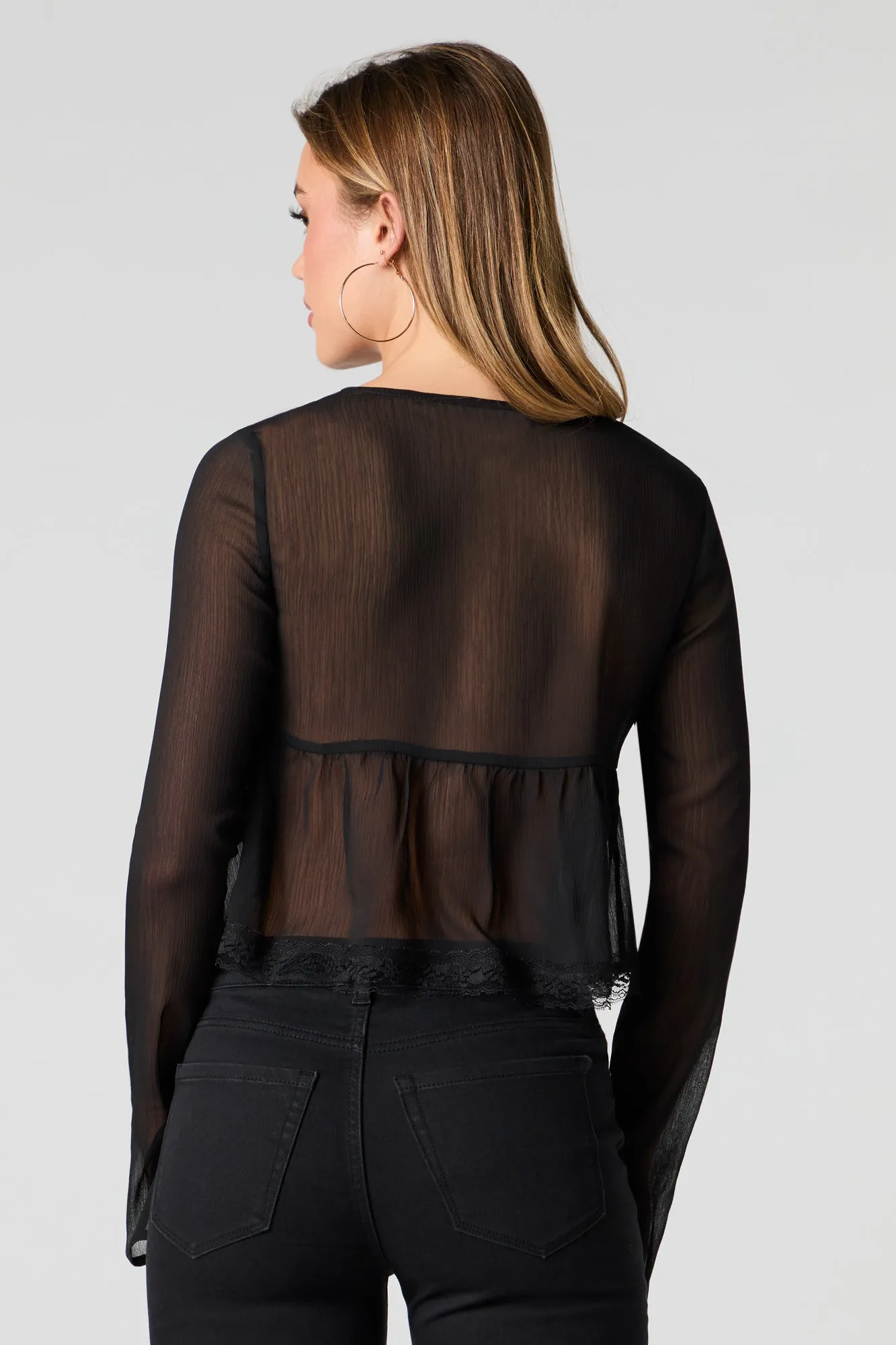 Haut ouvert en mousseline à manche longue avec attache sold by Urban Planet product image thumbnail 5